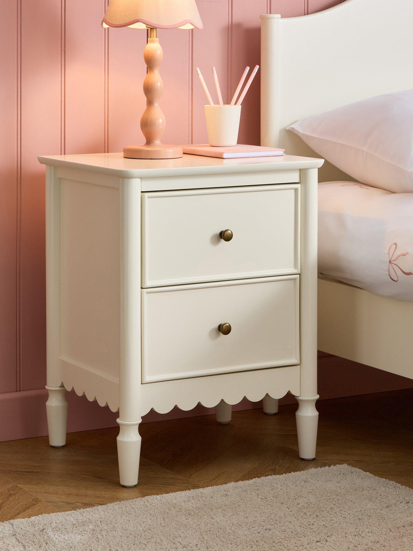 The Very Collection New Scallop Bedside Chest - FSC® Certified