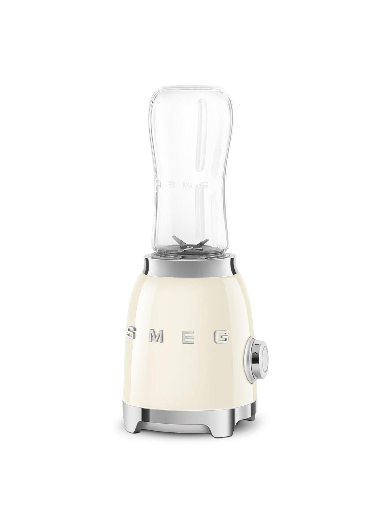  image of smeg-juicer-amp-blender-breakfast-bundle--cream
