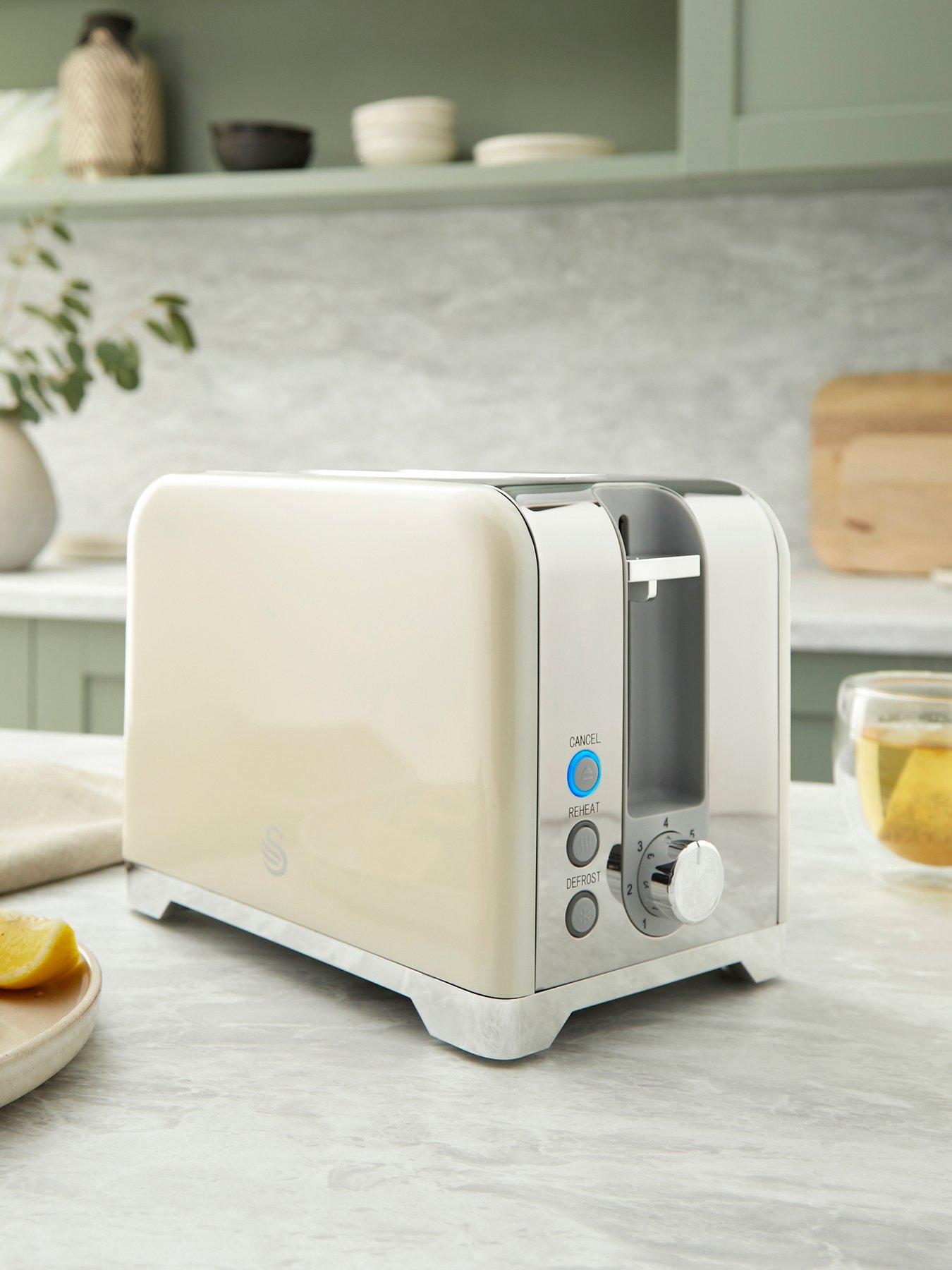  image of swan-solacenbsp2-slice-toaster-amp-kettle-bundle-cream