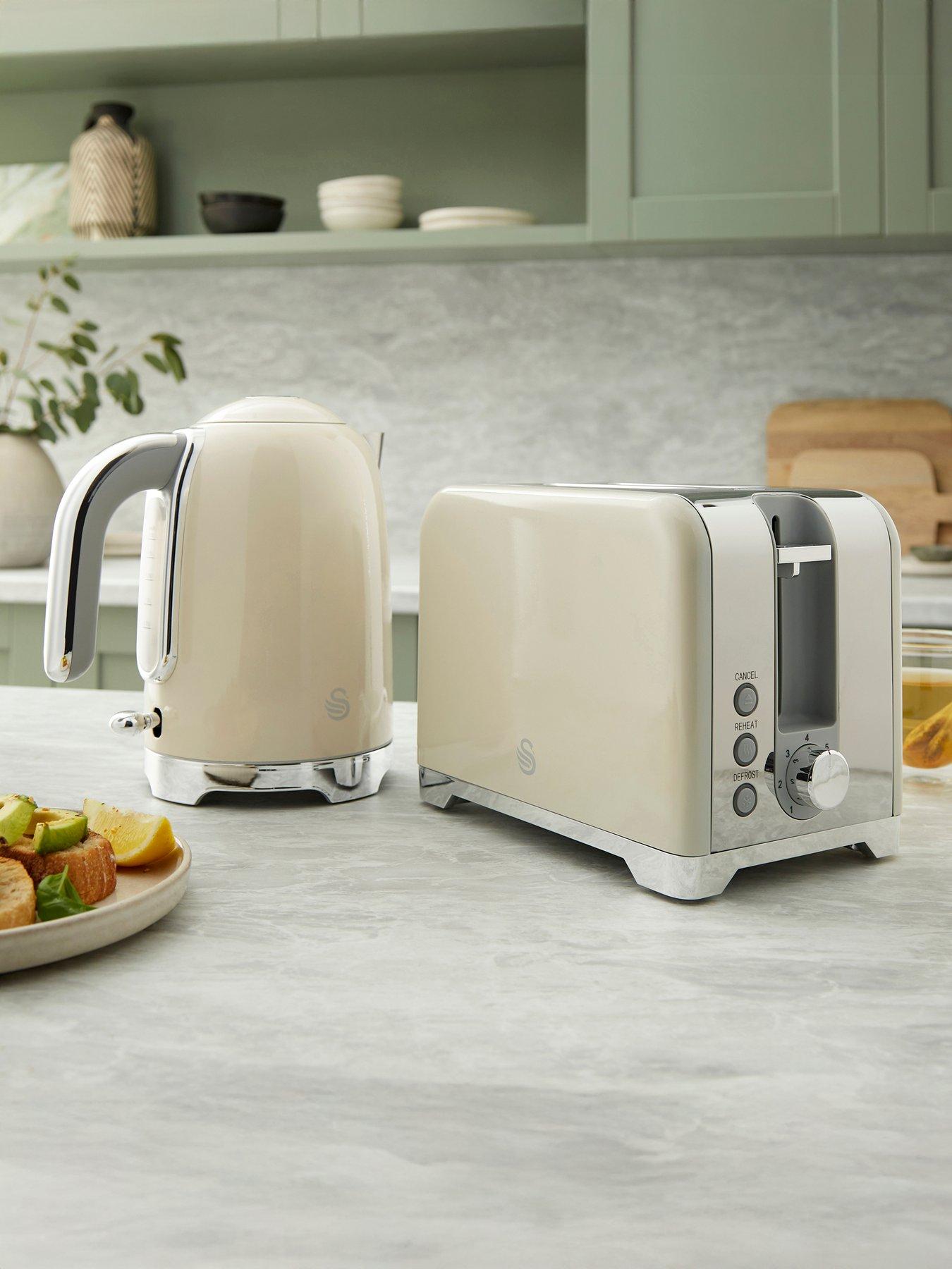  image of swan-solacenbsp2-slice-toaster-amp-kettle-bundle-cream