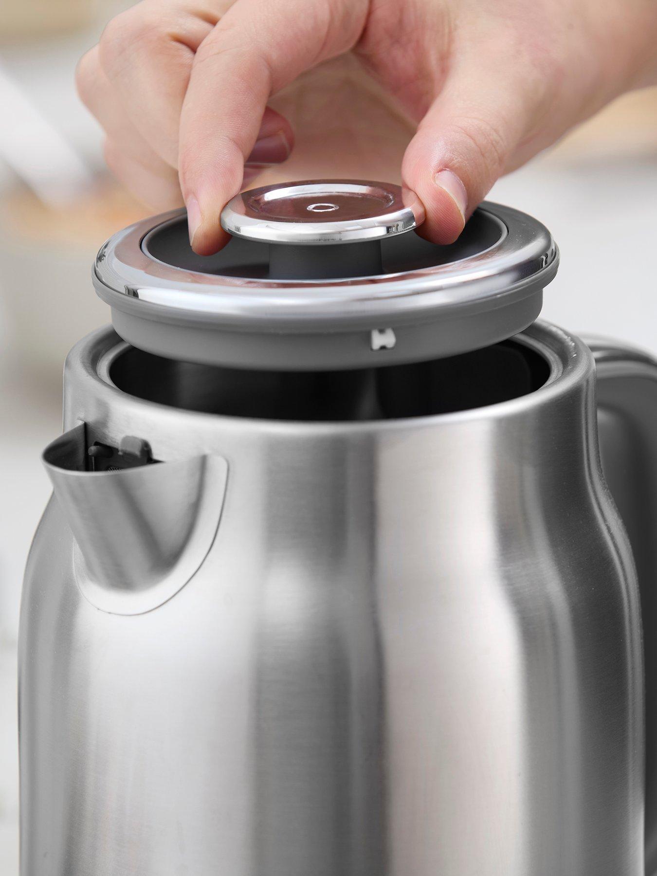  image of swan-retro-revivenbsp2-slice-toaster-amp-kettle-bundle--stainless-steel