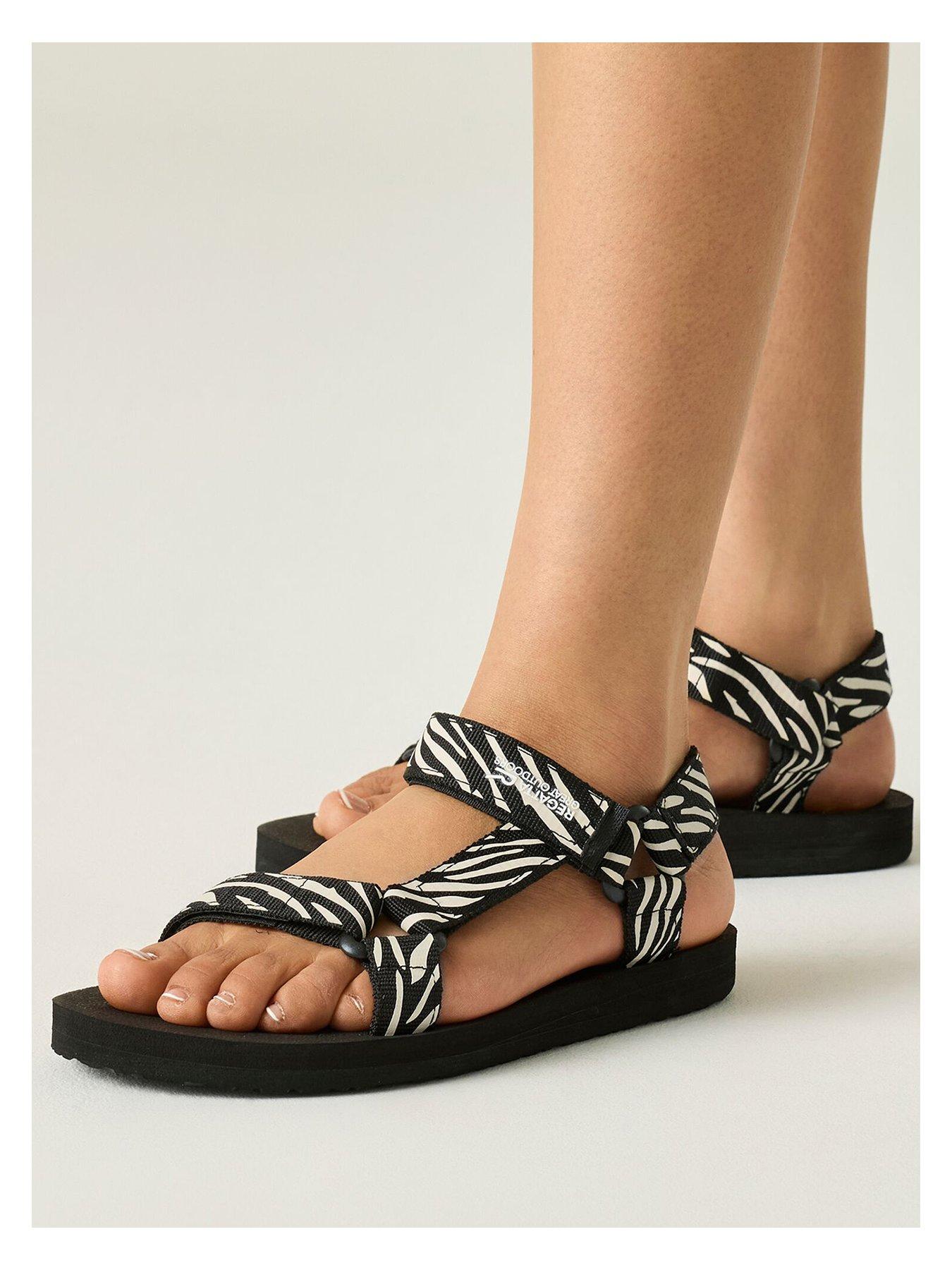 Image 4 of 7 of Regatta Womens Vendeavour Sandals - Black