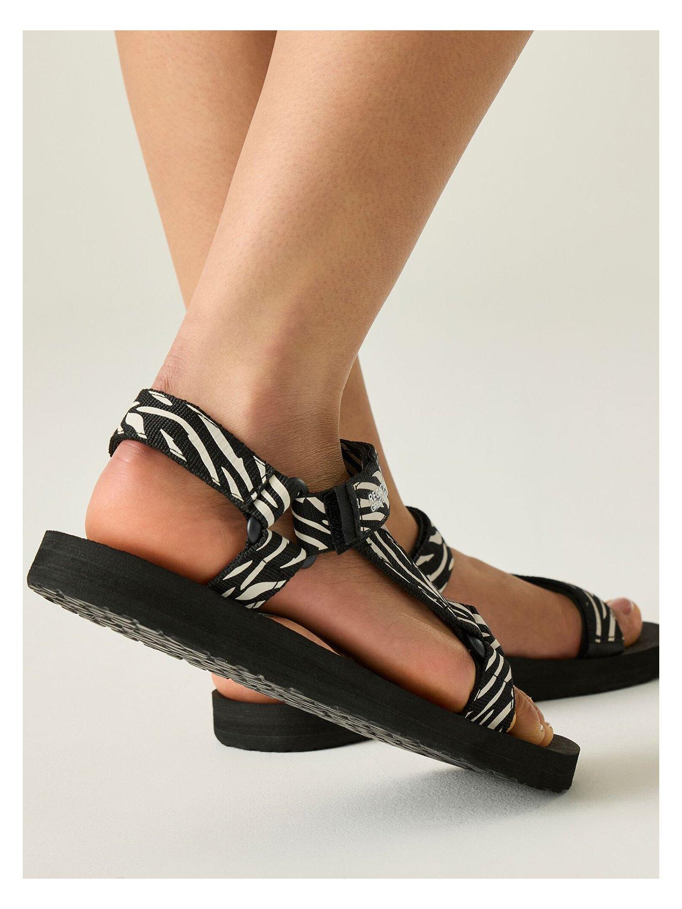 Image 5 of 7 of Regatta Womens Vendeavour Sandals - Black