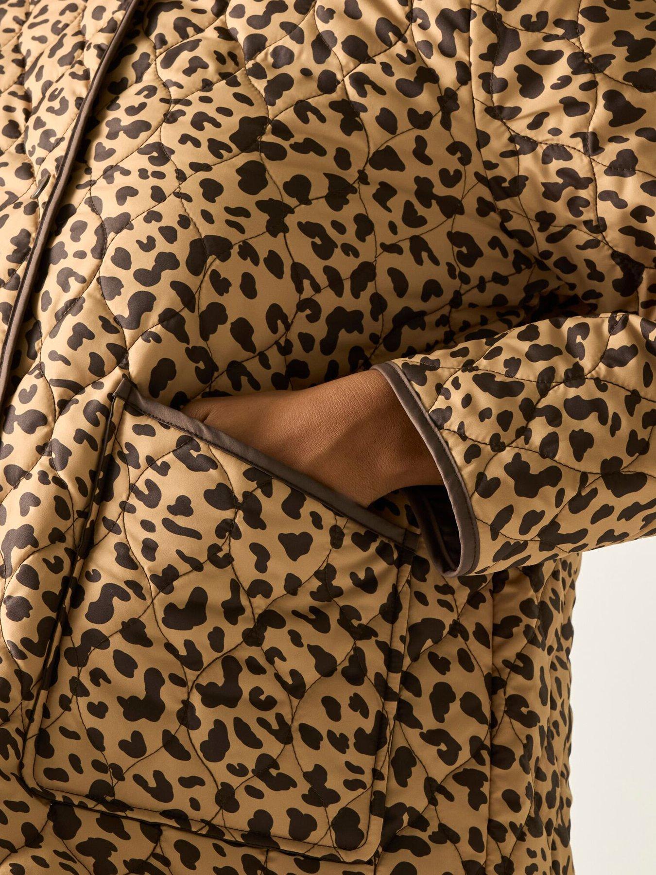 Image 4 of 7 of Regatta Womens Mira Quilted Jacket - Leopard Print
