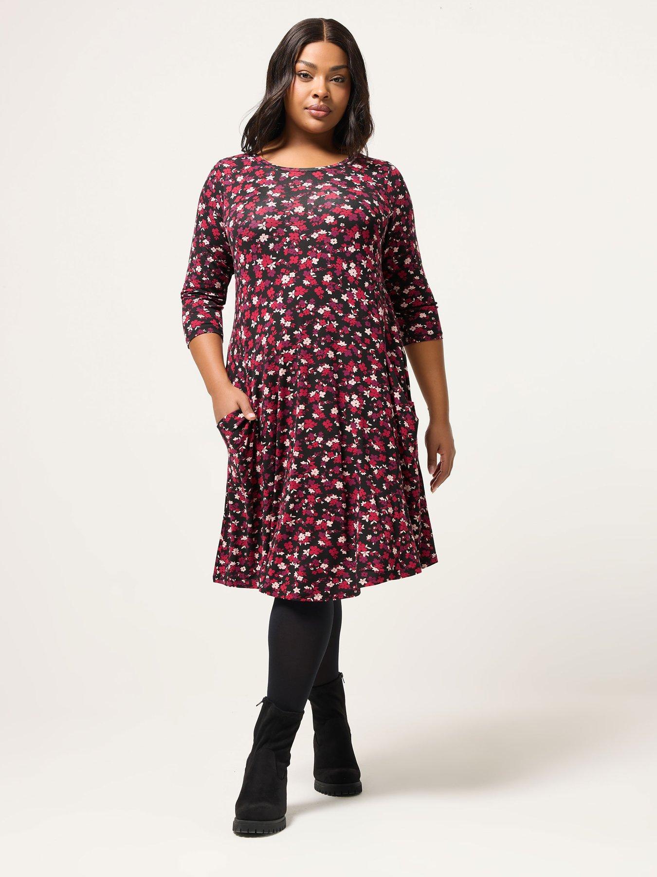 Image 3 of 5 of Yours Curve Ditsy Drape Pocket Dress