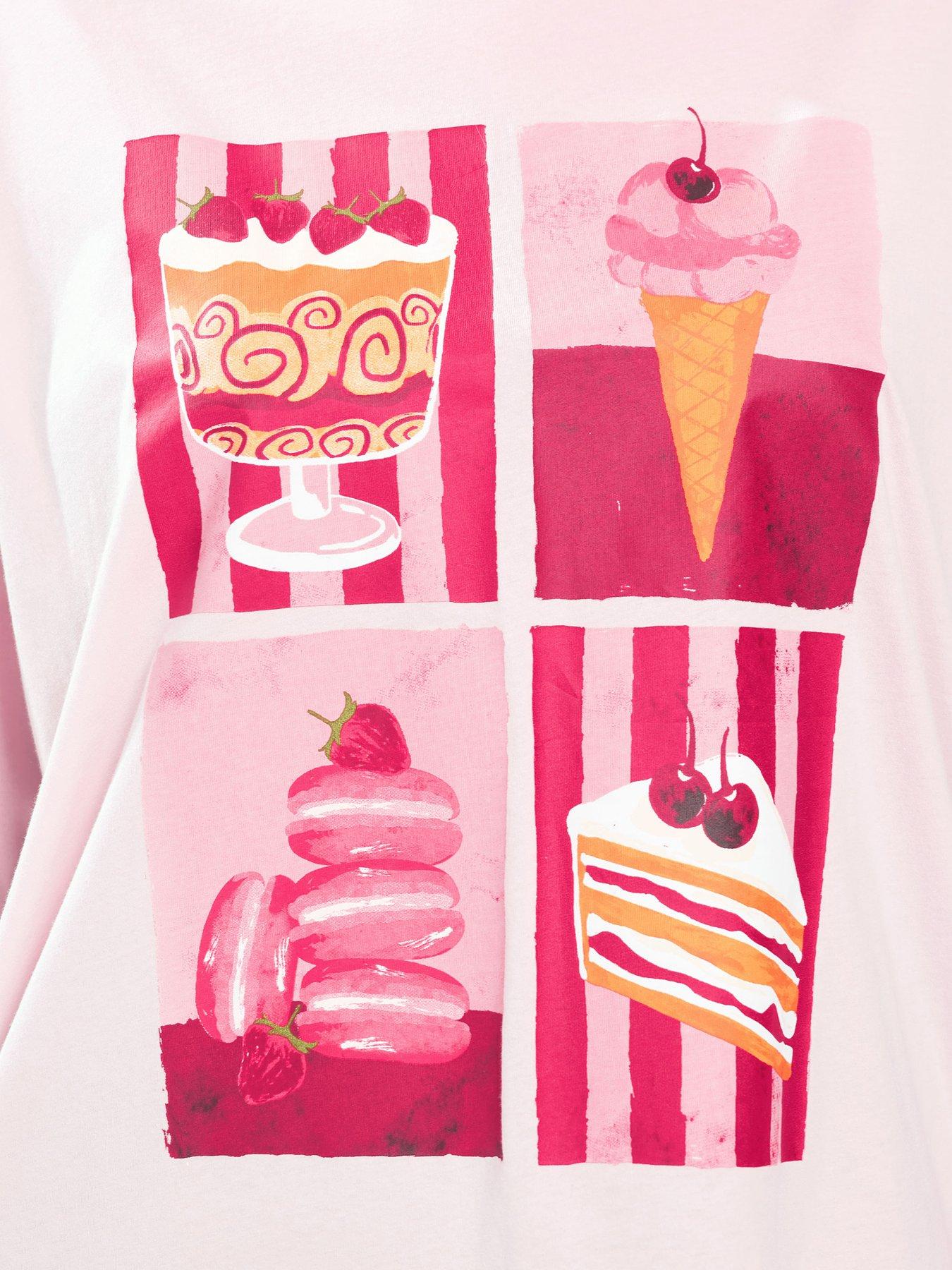 Image 4 of 5 of Yours Curve Relaxed Placement Treats T-shirt - Pink
