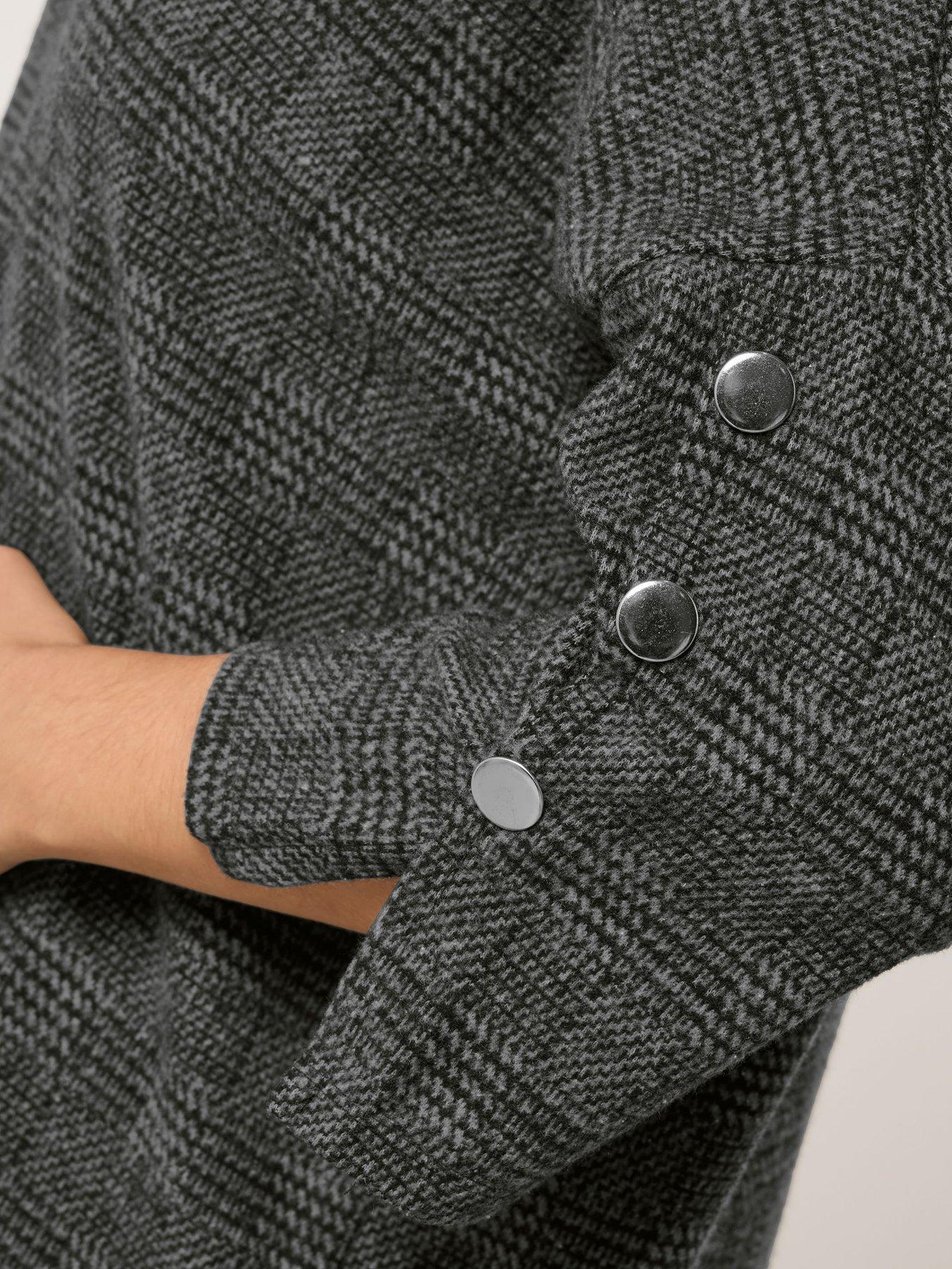 Image 4 of 4 of Yours Curve Check Button Detail Top - Grey