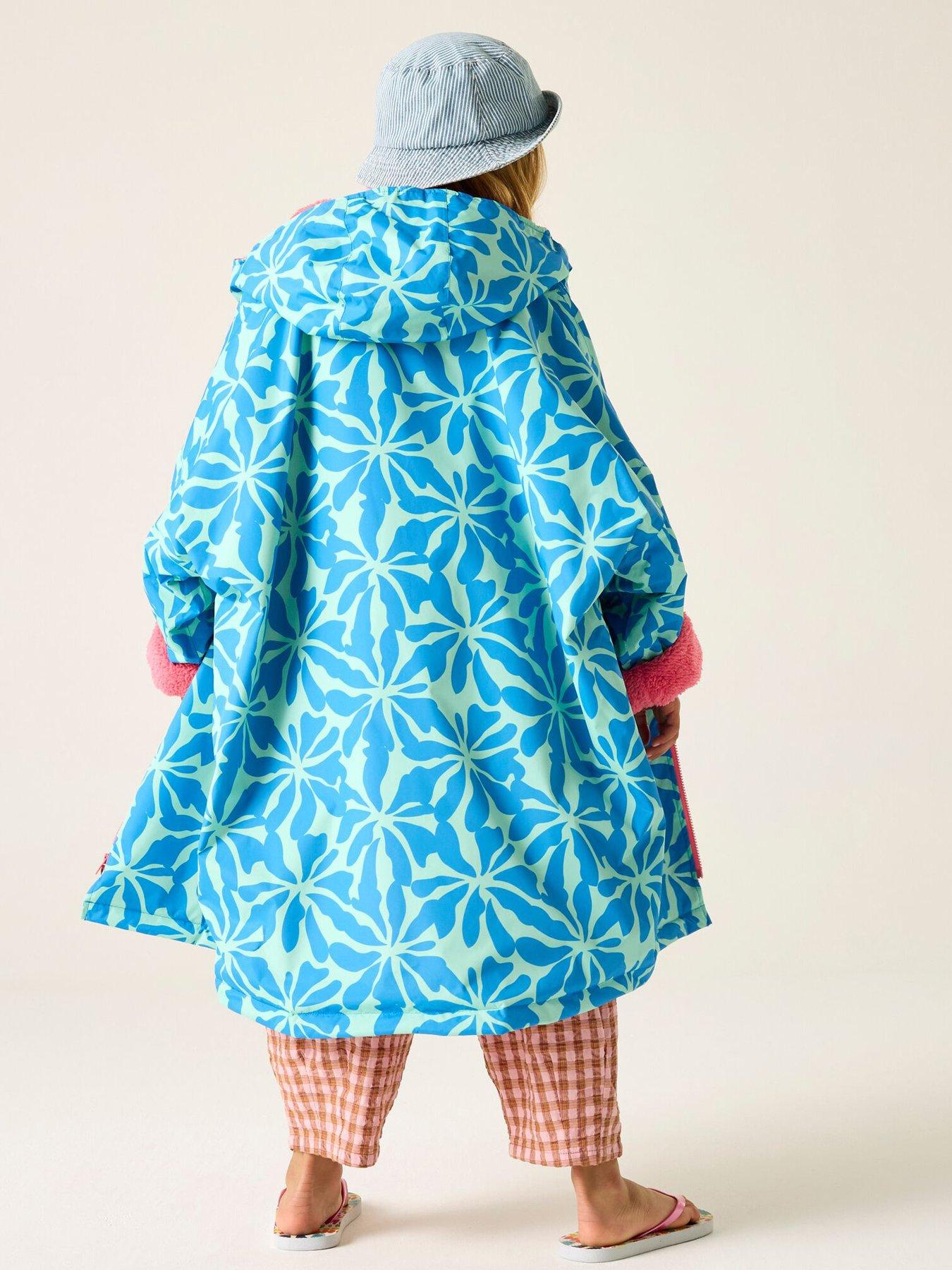 Image 2 of 7 of Regatta Boys Waterproof Robe - Blue