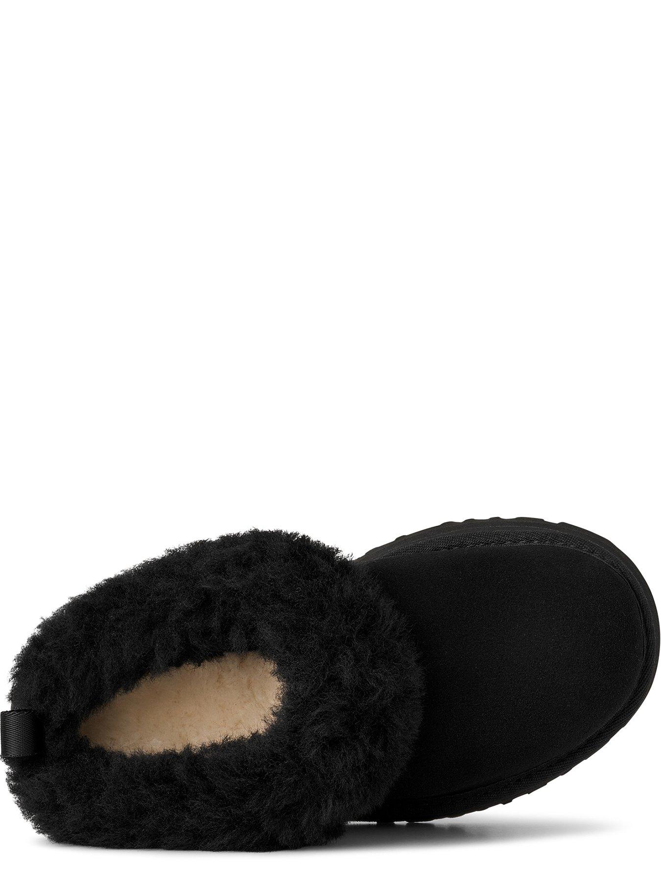 Image 4 of 5 of UGG K Tazzelle