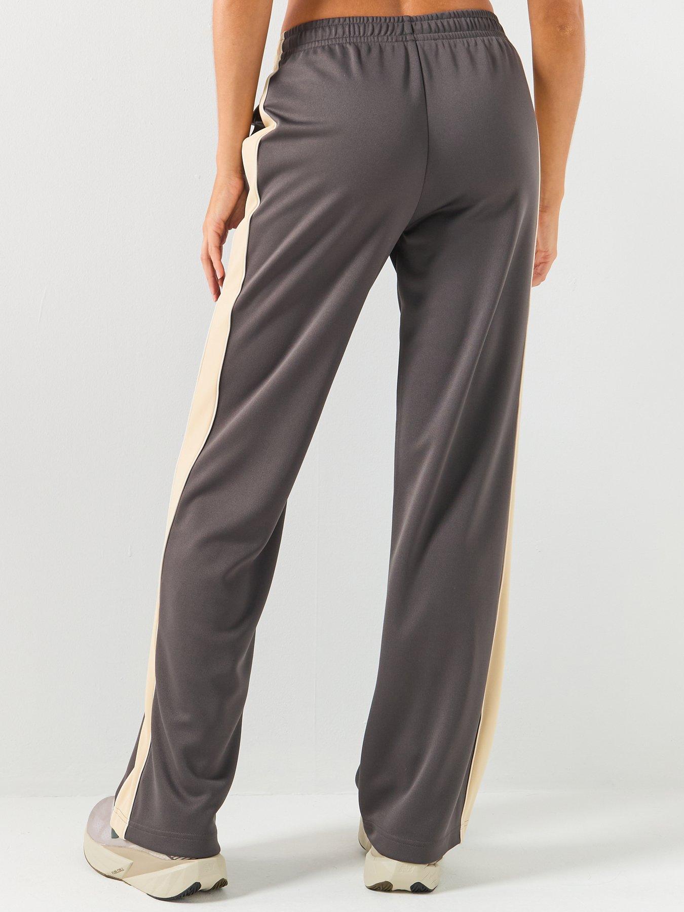 Image 2 of 6 of New Balance Womens Interlock Pant - Black