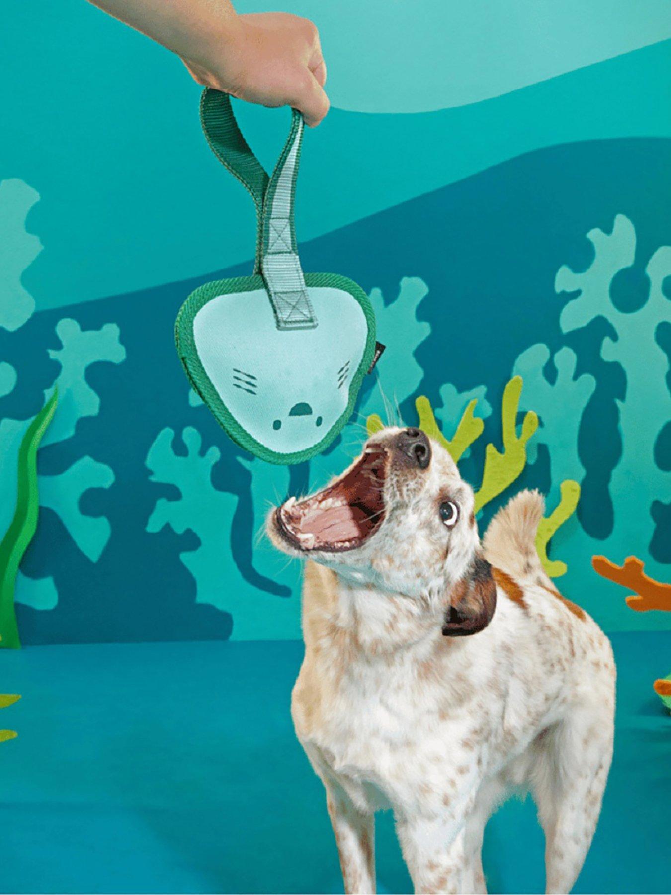  image of bark-flingray-dog-toy