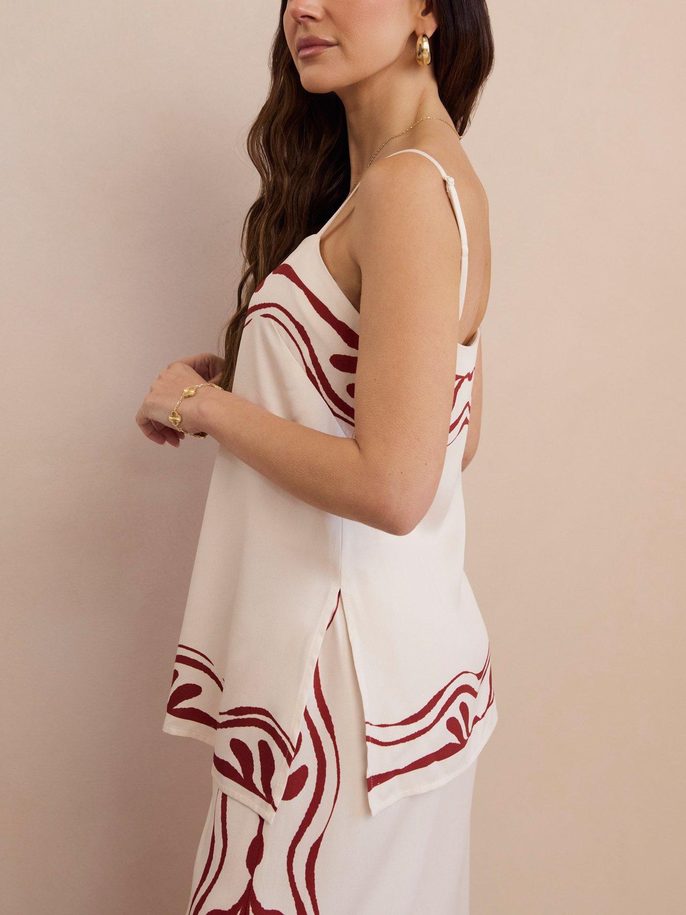 Image 4 of 5 of Michelle Keegan Printed Co Ord&nbsp;Longline Cami Top - White