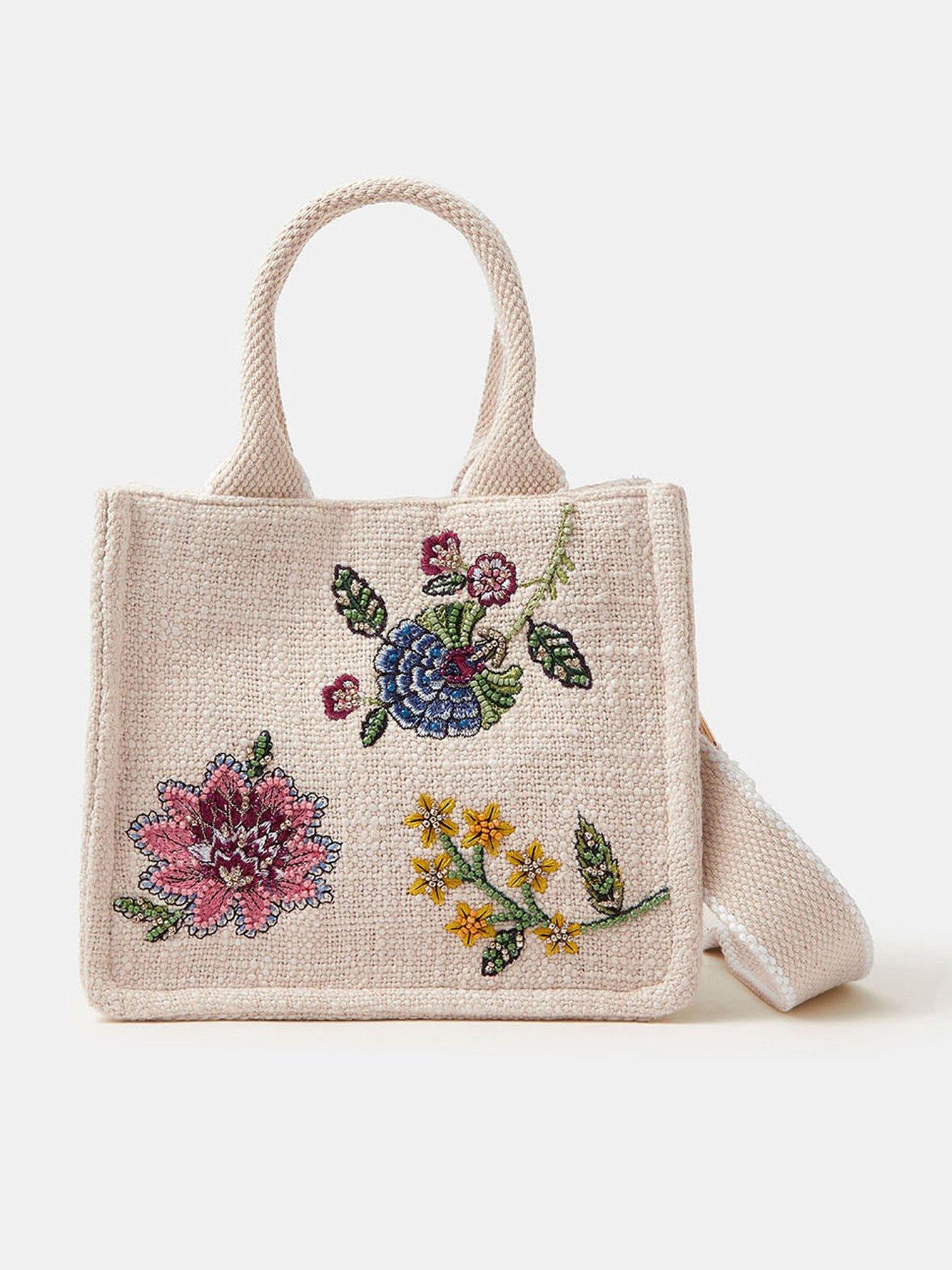 Image 1 of 5 of Accessorize London Notting Hill Coin Purse
