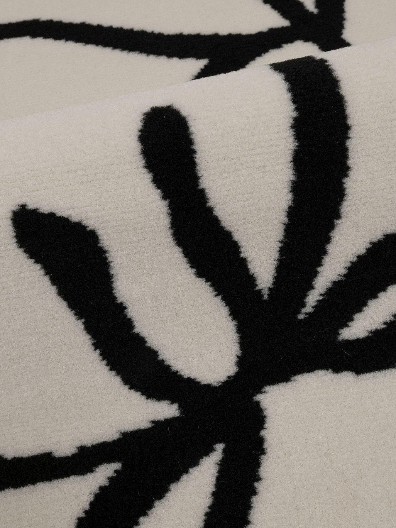  image of very-home-maestro-bow-border-rug