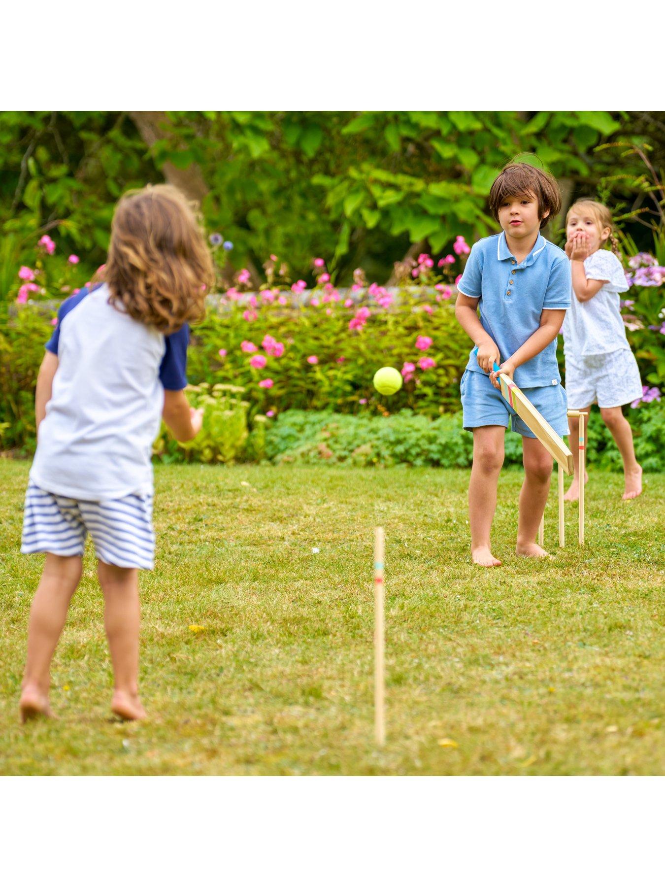 Image 5 of 7 of TP Wooden Cricket Set
