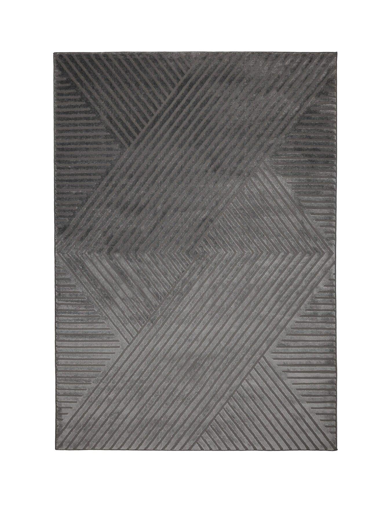stillFront image of very-home-atelier-diamond-rug