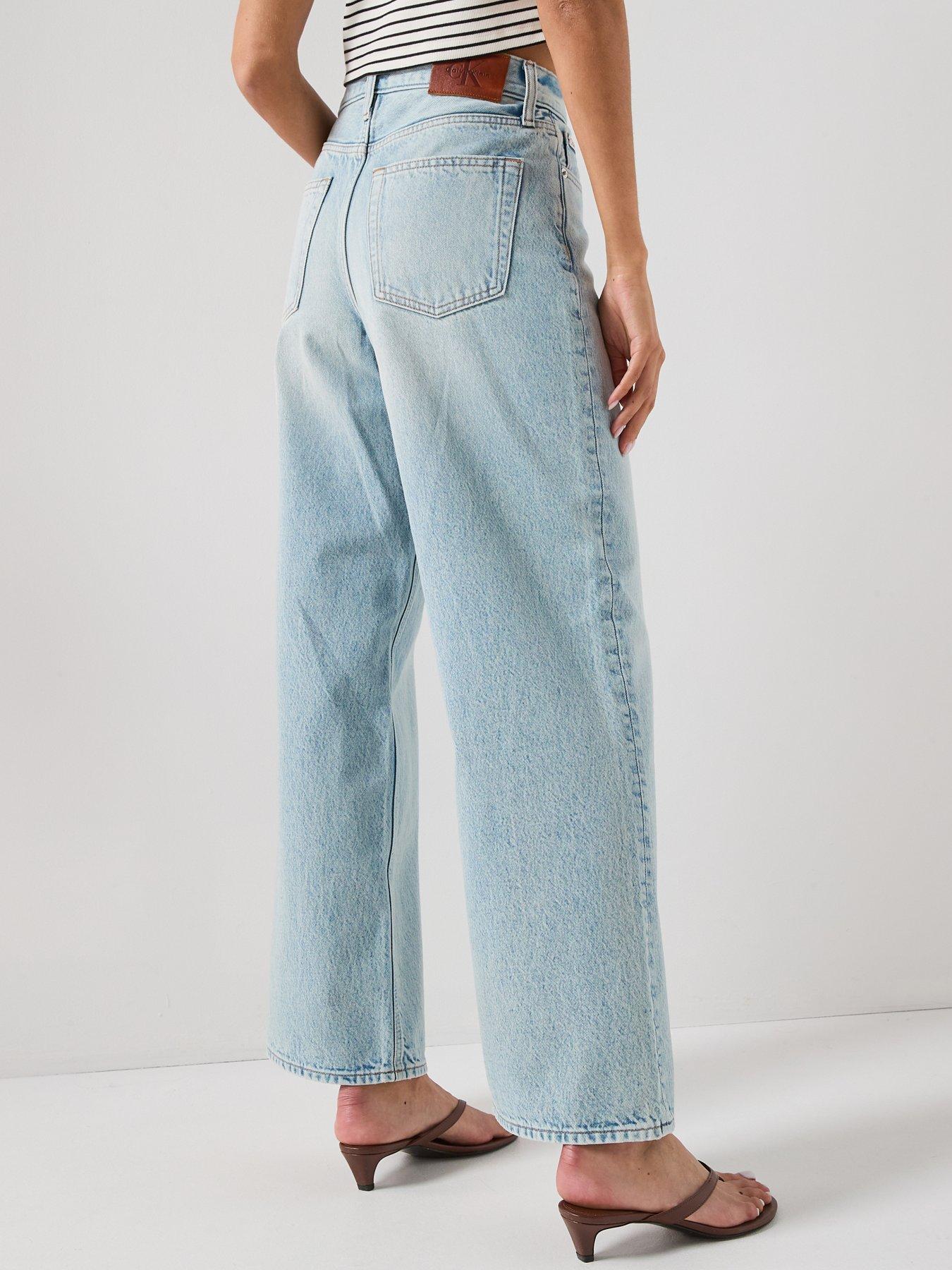 Image 2 of 5 of Calvin Klein Jeans Low Rise Baggy Indigo Stone - White