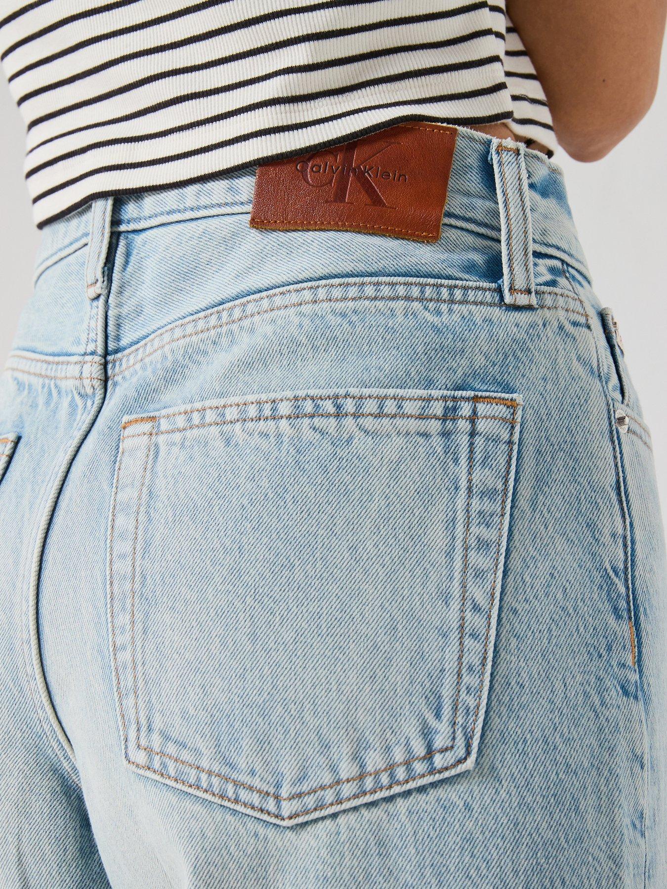 Image 5 of 5 of Calvin Klein Jeans Low Rise Baggy Indigo Stone - White