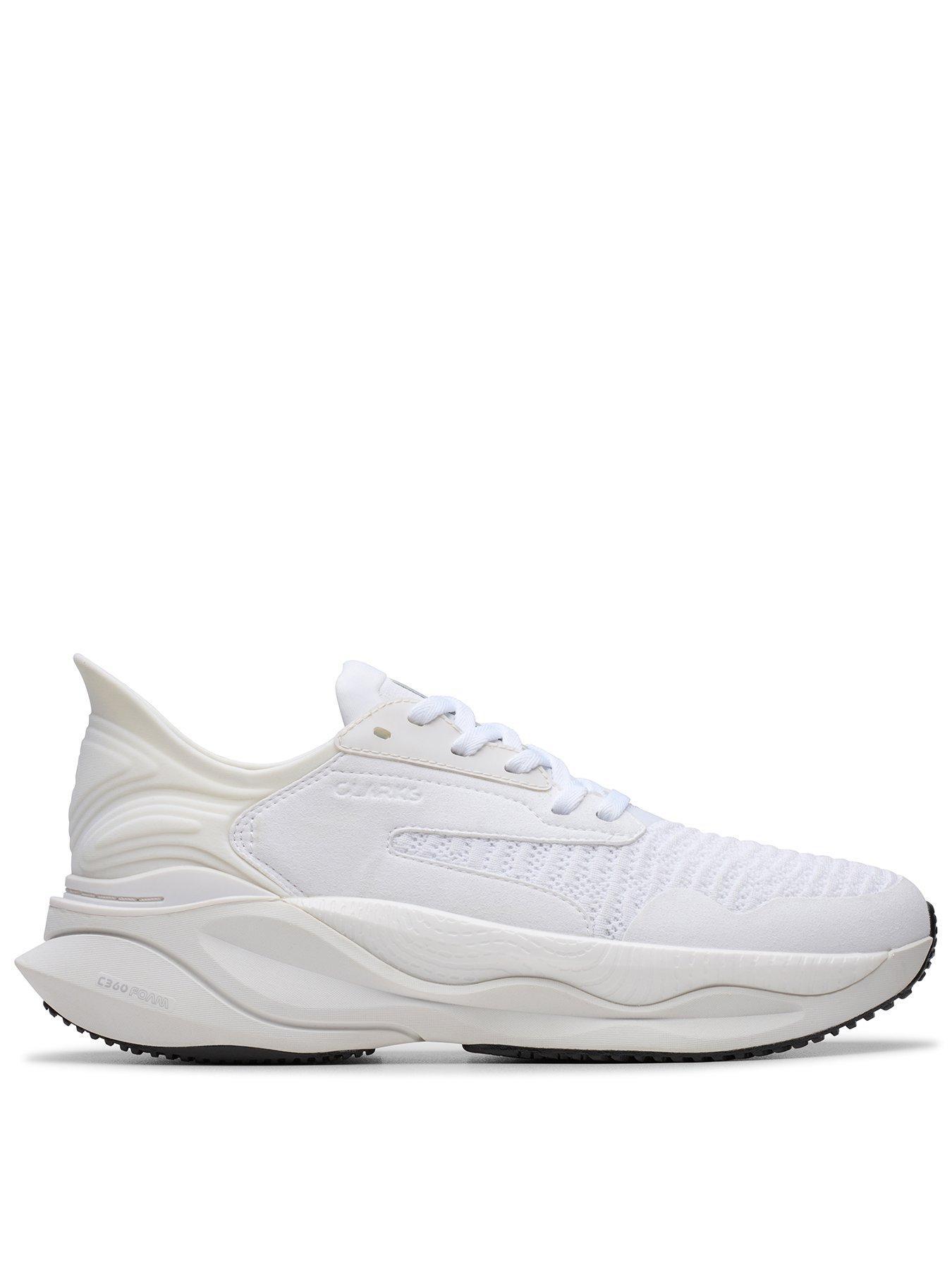 clarks-pace-trainers-white
