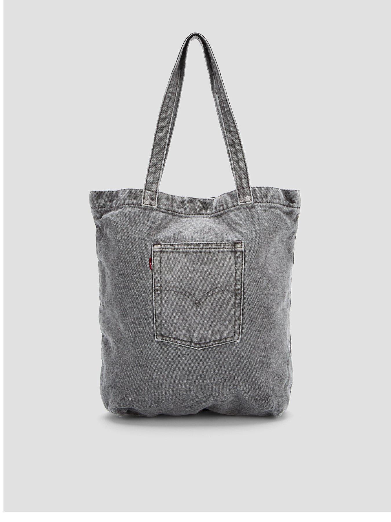  image of levis-back-pocket-tote-elevation-sunshine-evening-grey