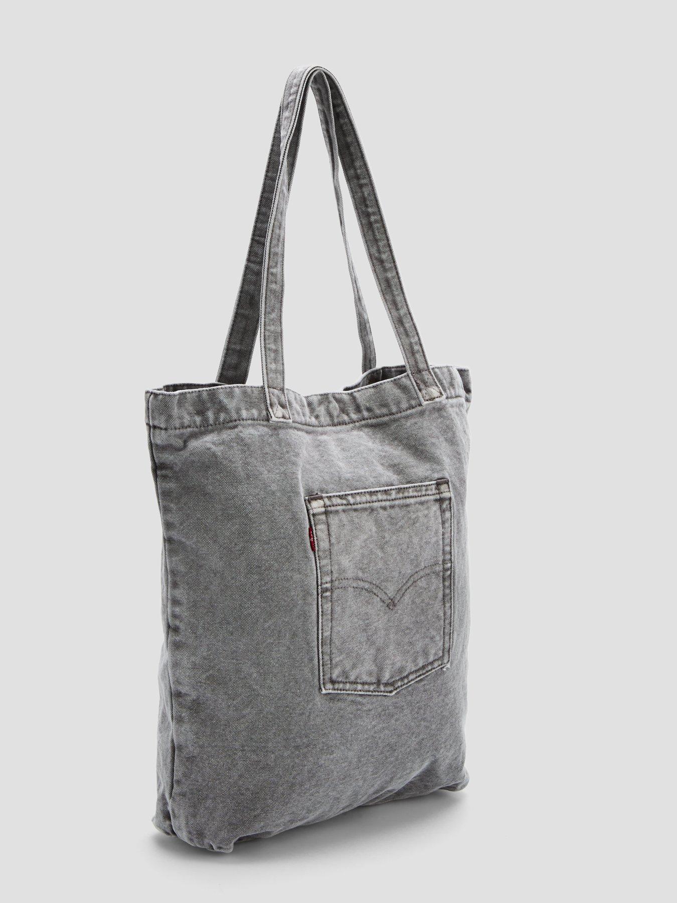  image of levis-back-pocket-tote-elevation-sunshine-evening-grey