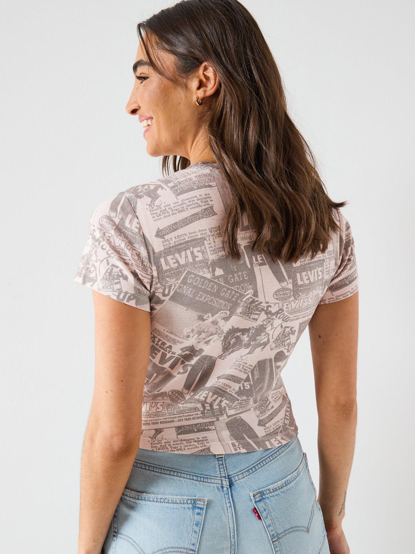 Image 2 of 6 of Levi's Graphic Essential Sporty Tee - Pink