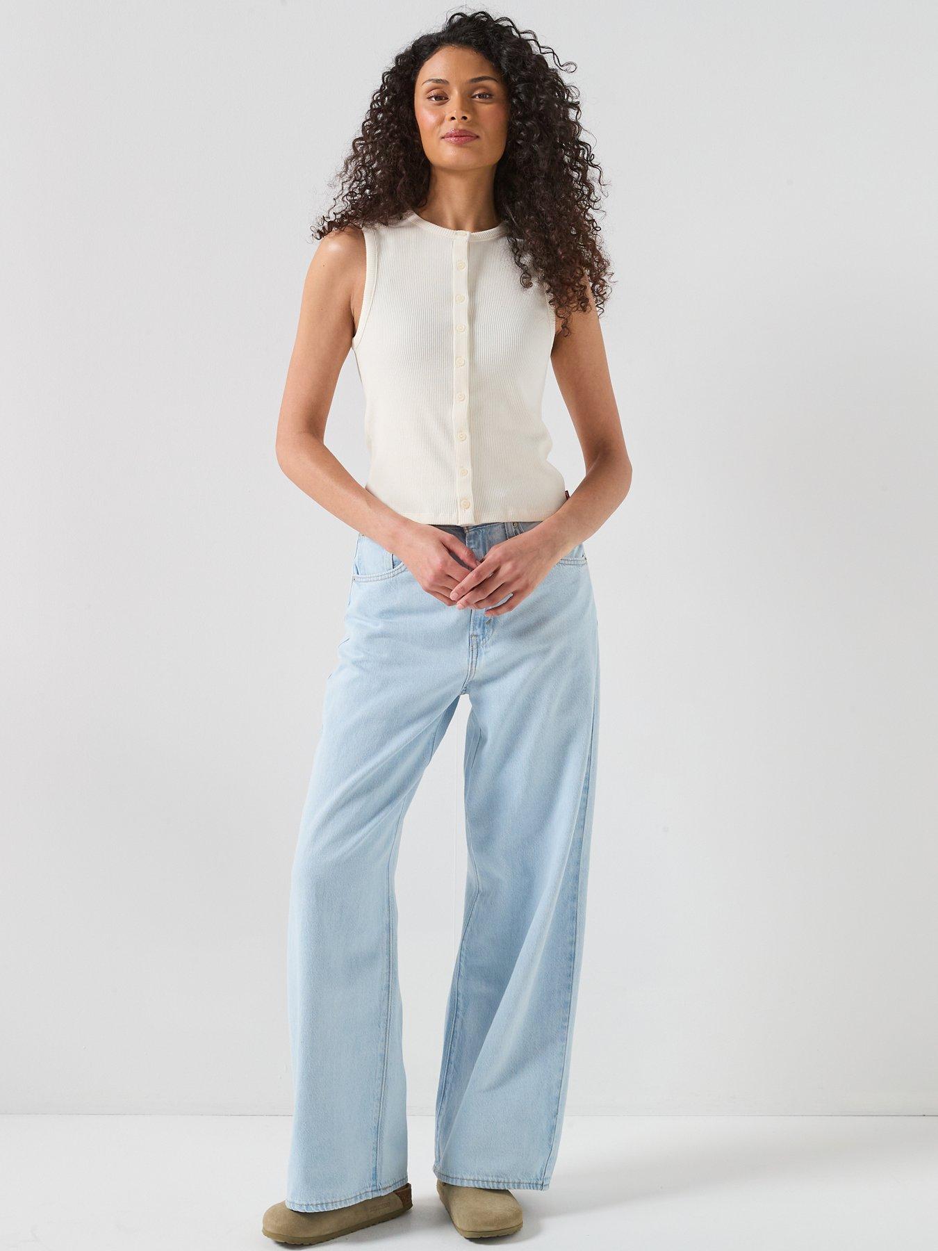 Image 3 of 6 of Levi's Rory Short Sleeve Button Up Top - White