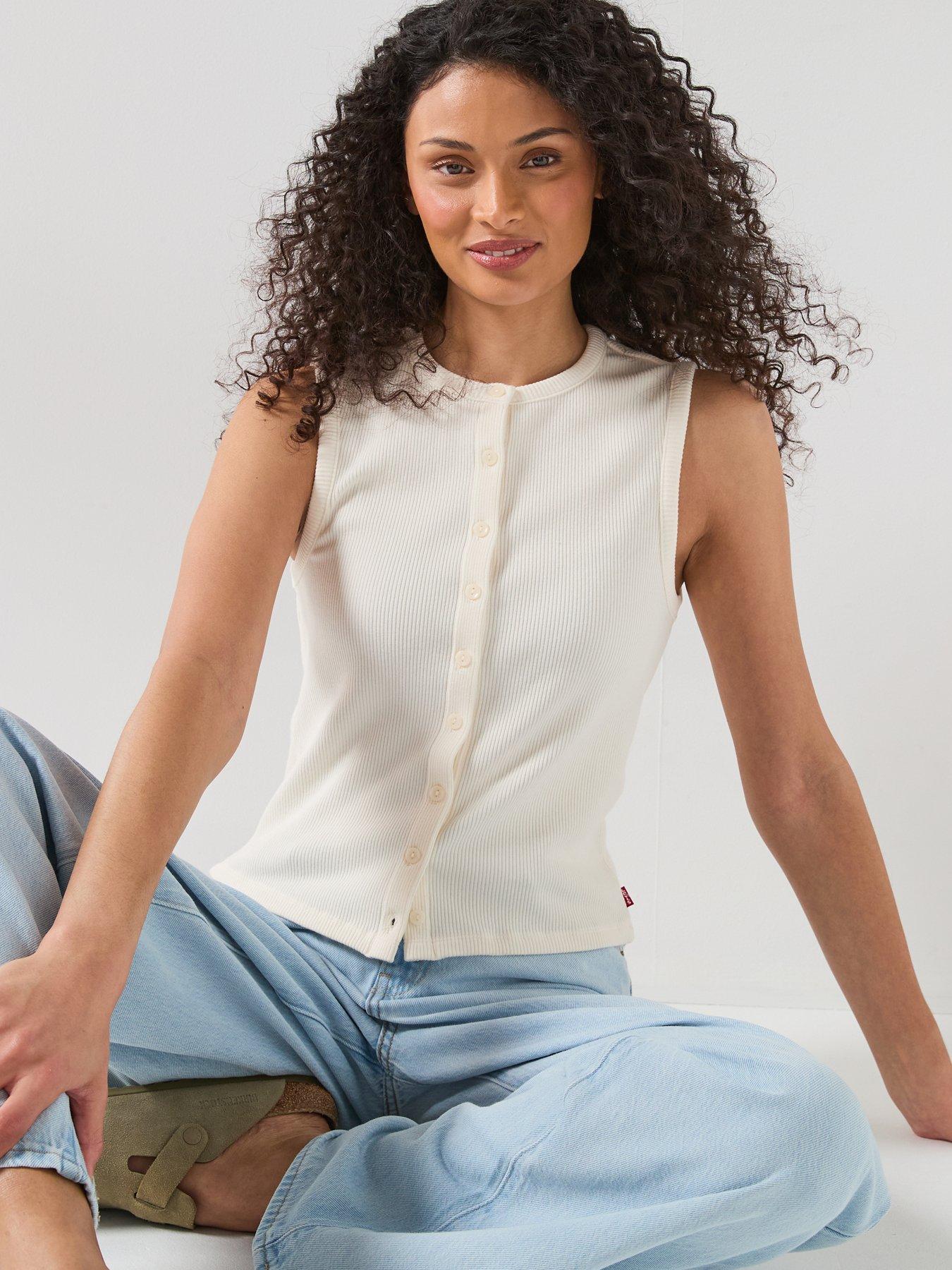 Image 4 of 6 of Levi's Rory Short Sleeve Button Up Top - White