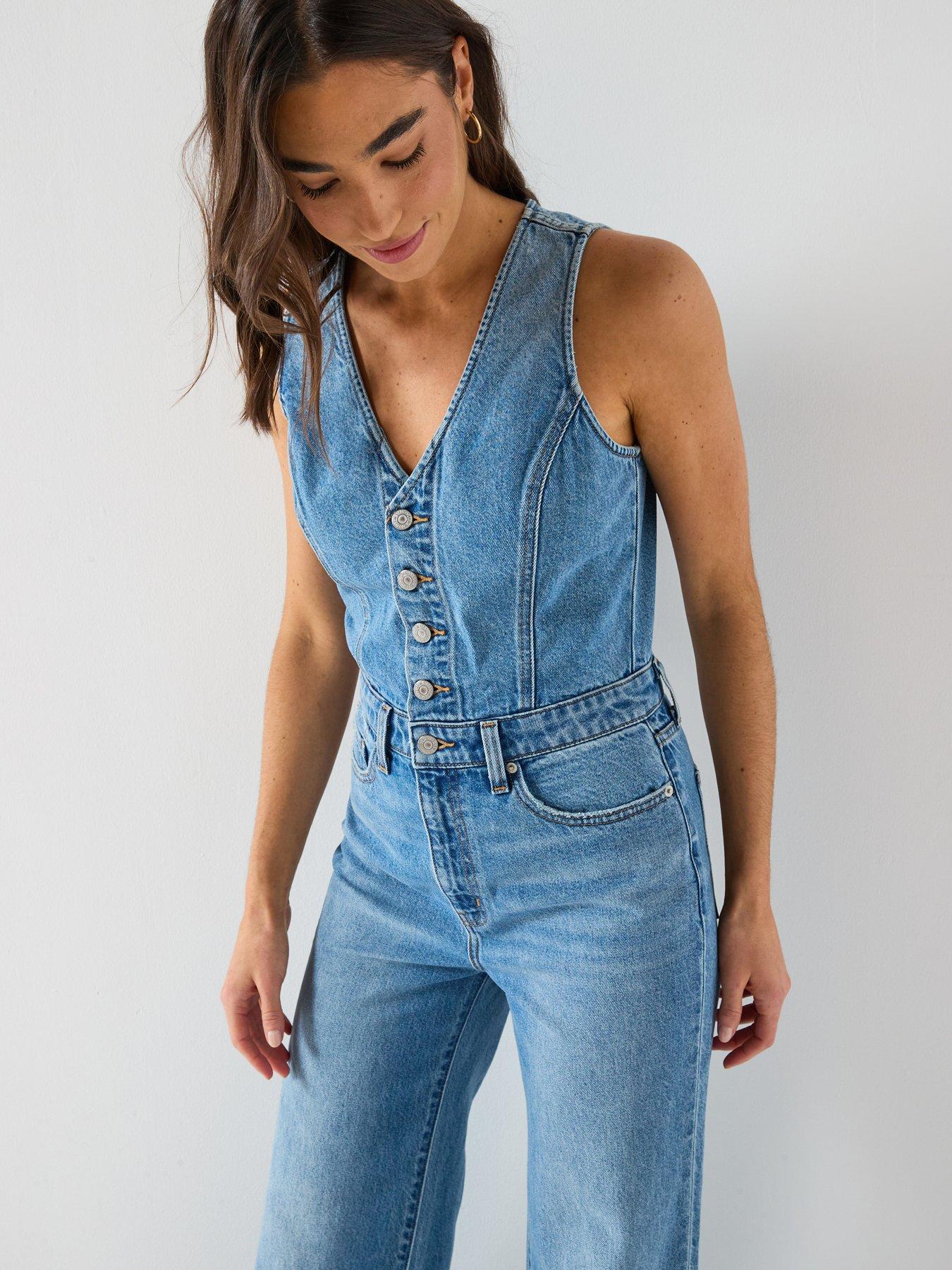 Image 4 of 6 of Levi's Levi&rsquo;s Button-Front Denim Wide-Leg Jumpsuit &ndash; Own It Blue