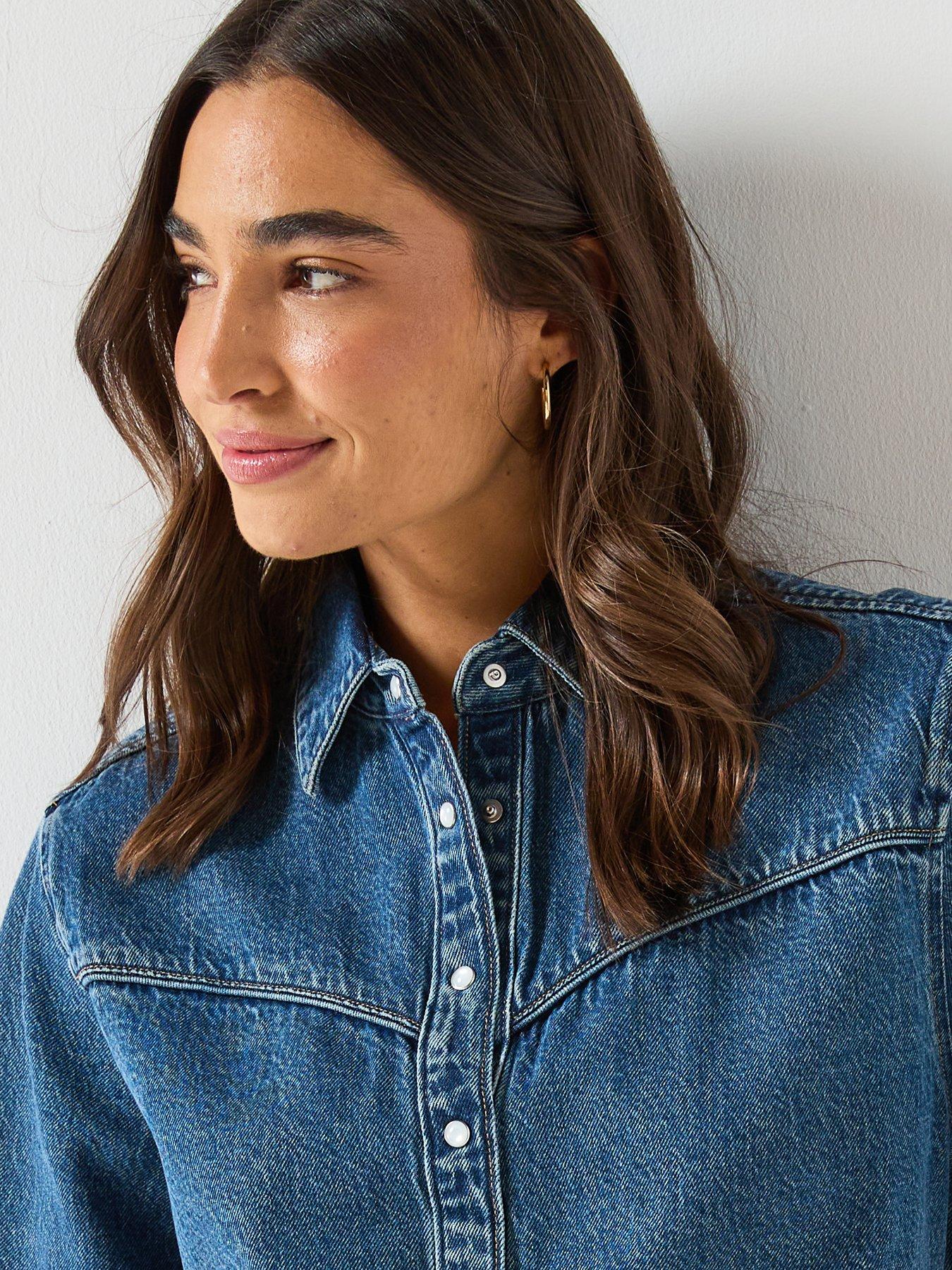  image of levis-logan-ss-denim-shirt