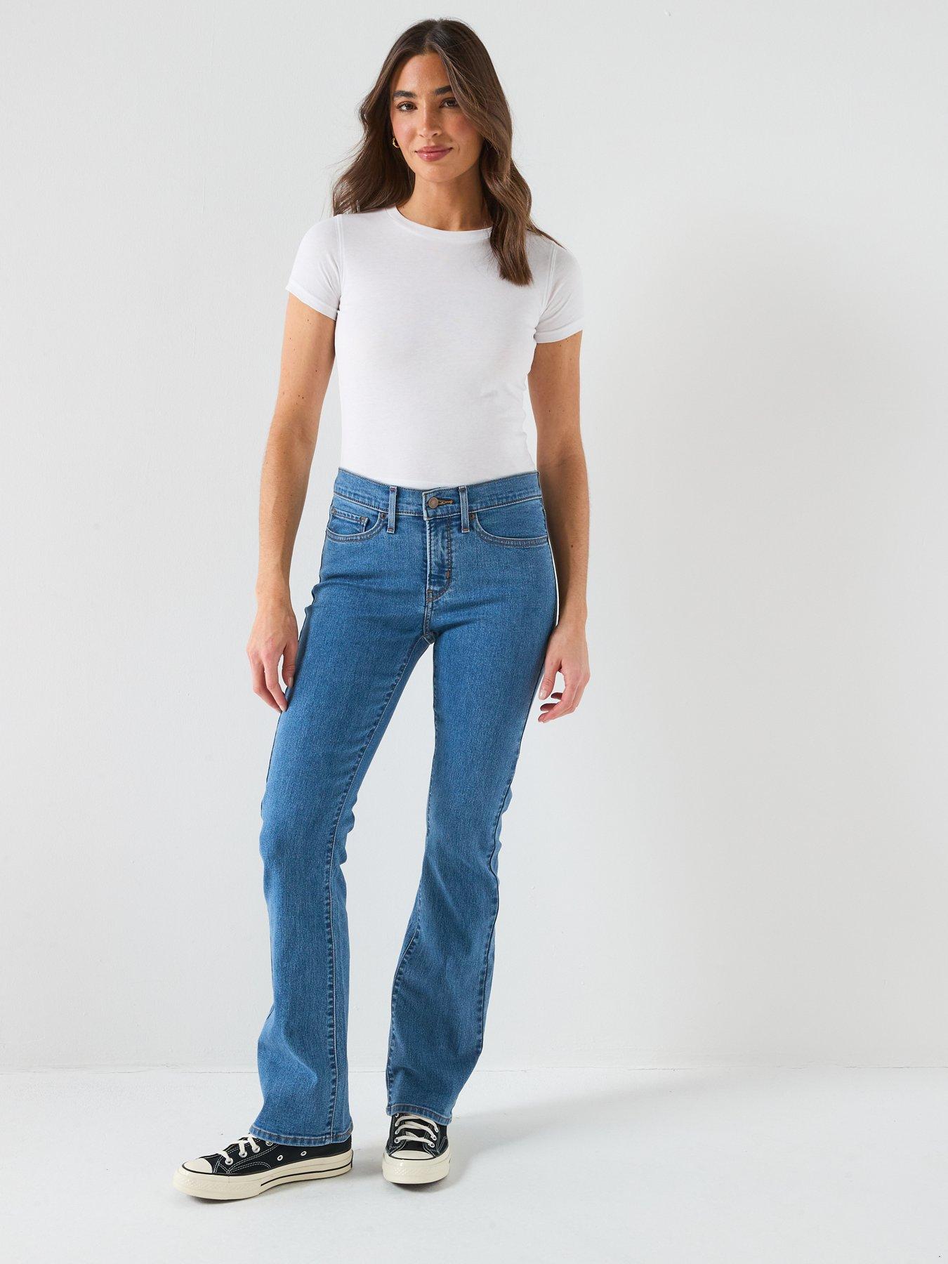Image 3 of 6 of Levi's 315 Shaping Bootcut Jeans with Medium Stretch Denim &ndash; Blue