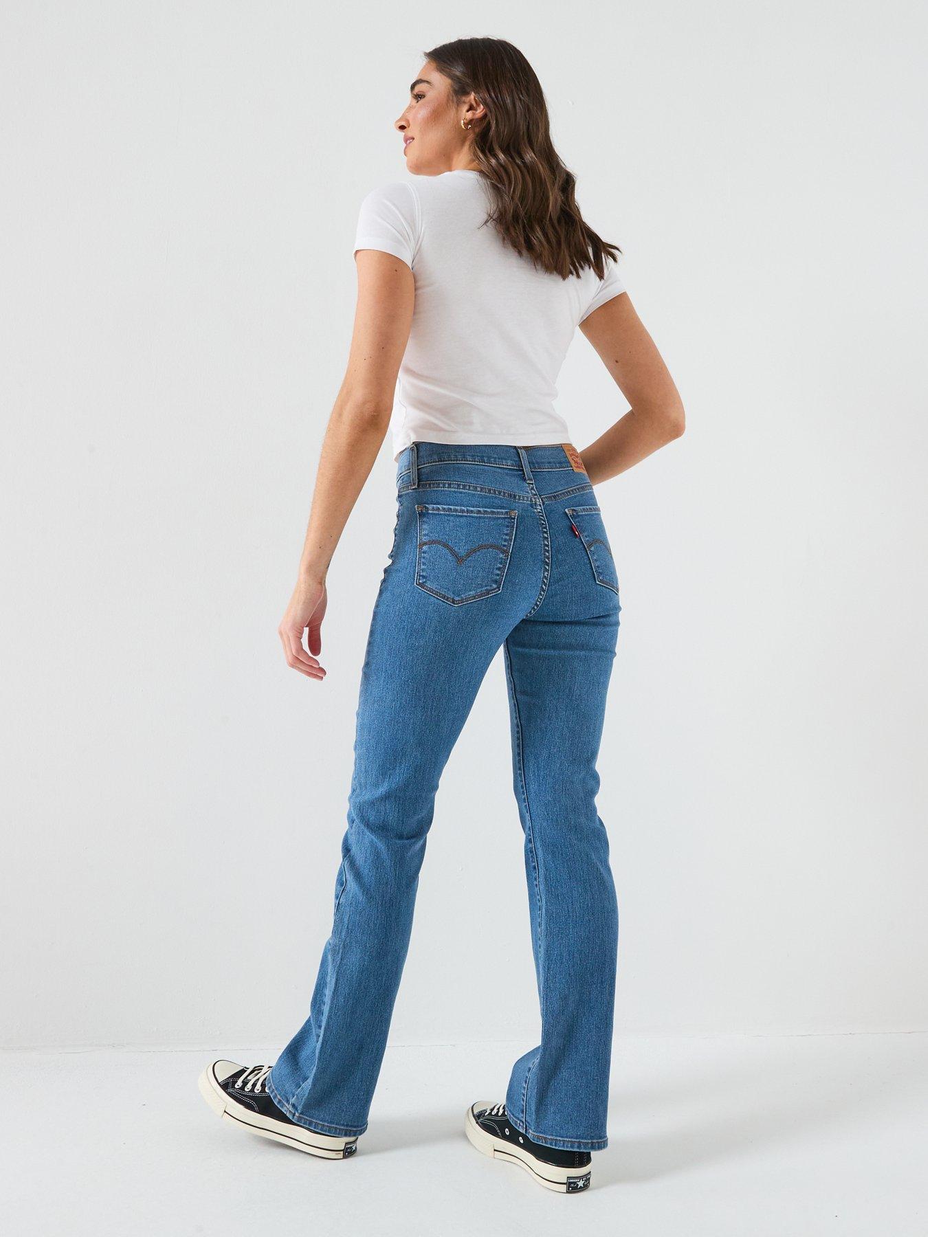 Image 5 of 6 of Levi's 315 Shaping Bootcut Jeans with Medium Stretch Denim &ndash; Blue