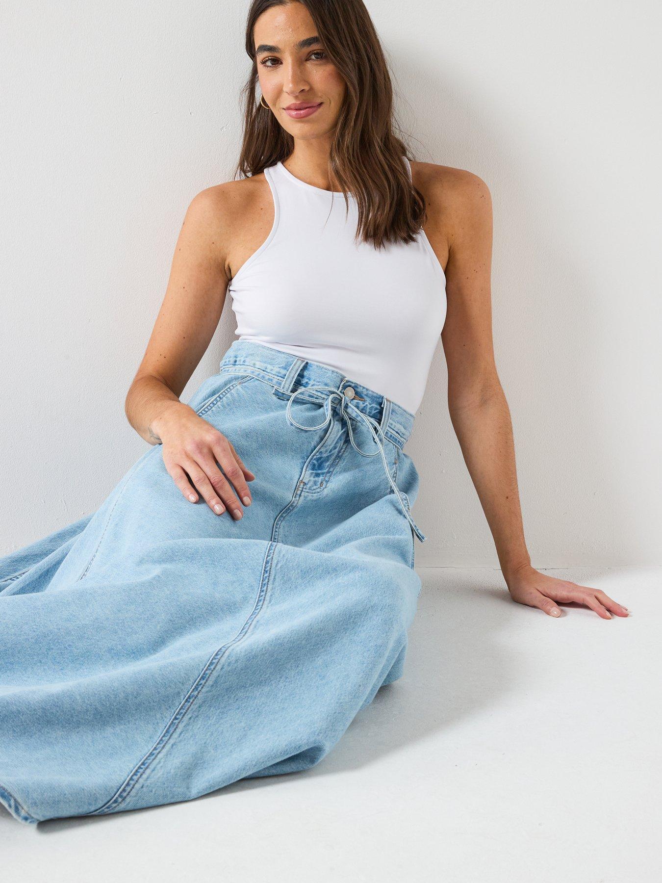 Image 6 of 6 of Levi's Xl Skirt - Blue