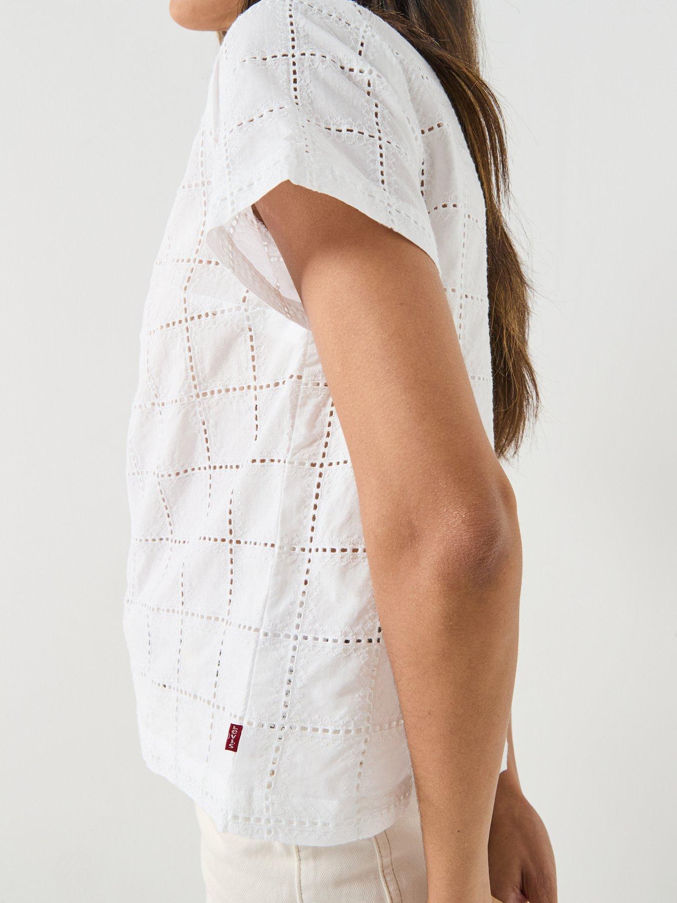  image of levis-albie-novelty-camp-shirt-white