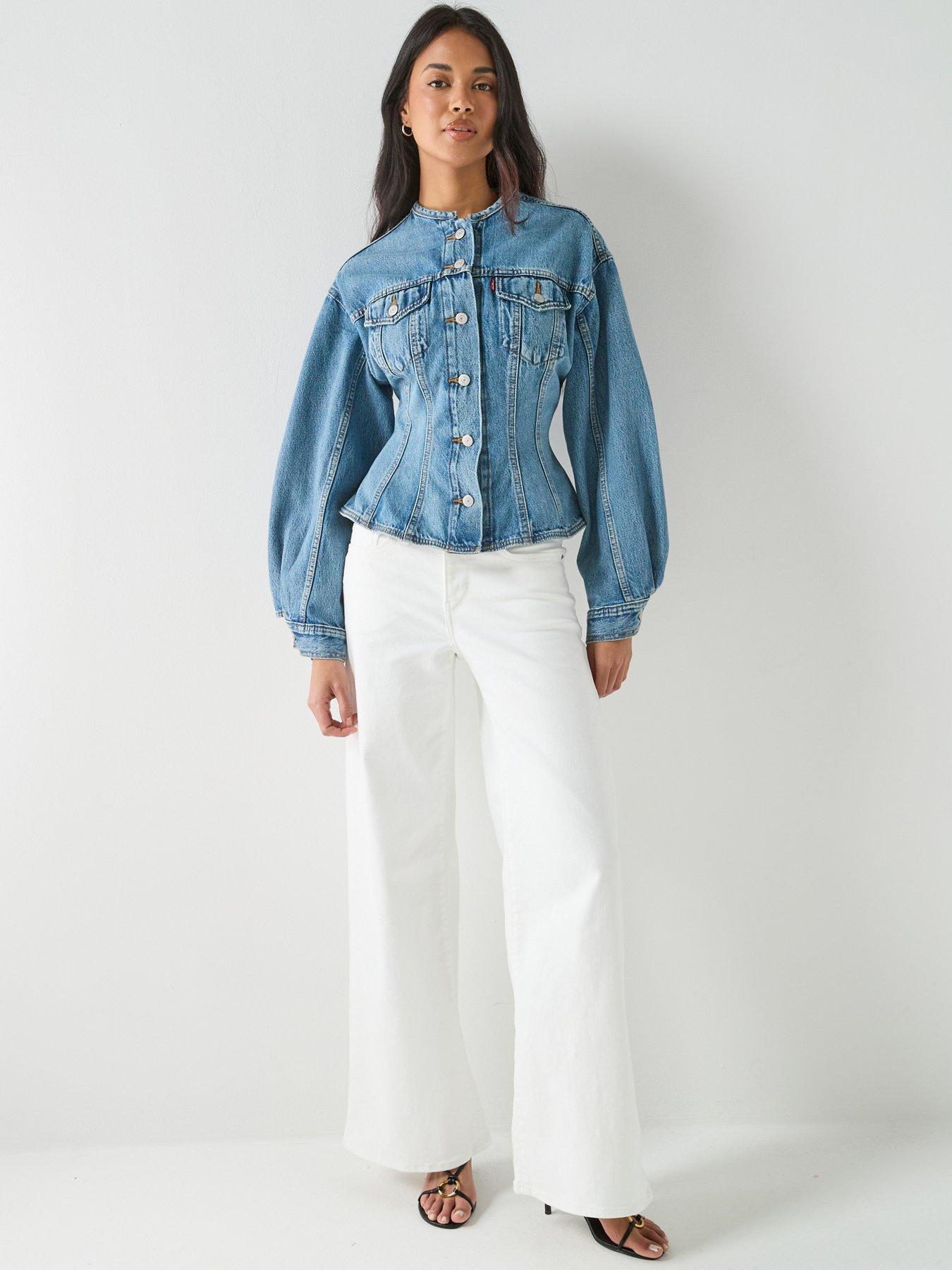 Image 6 of 6 of Levi's 318 Shaping Wide Leg Jeans - White