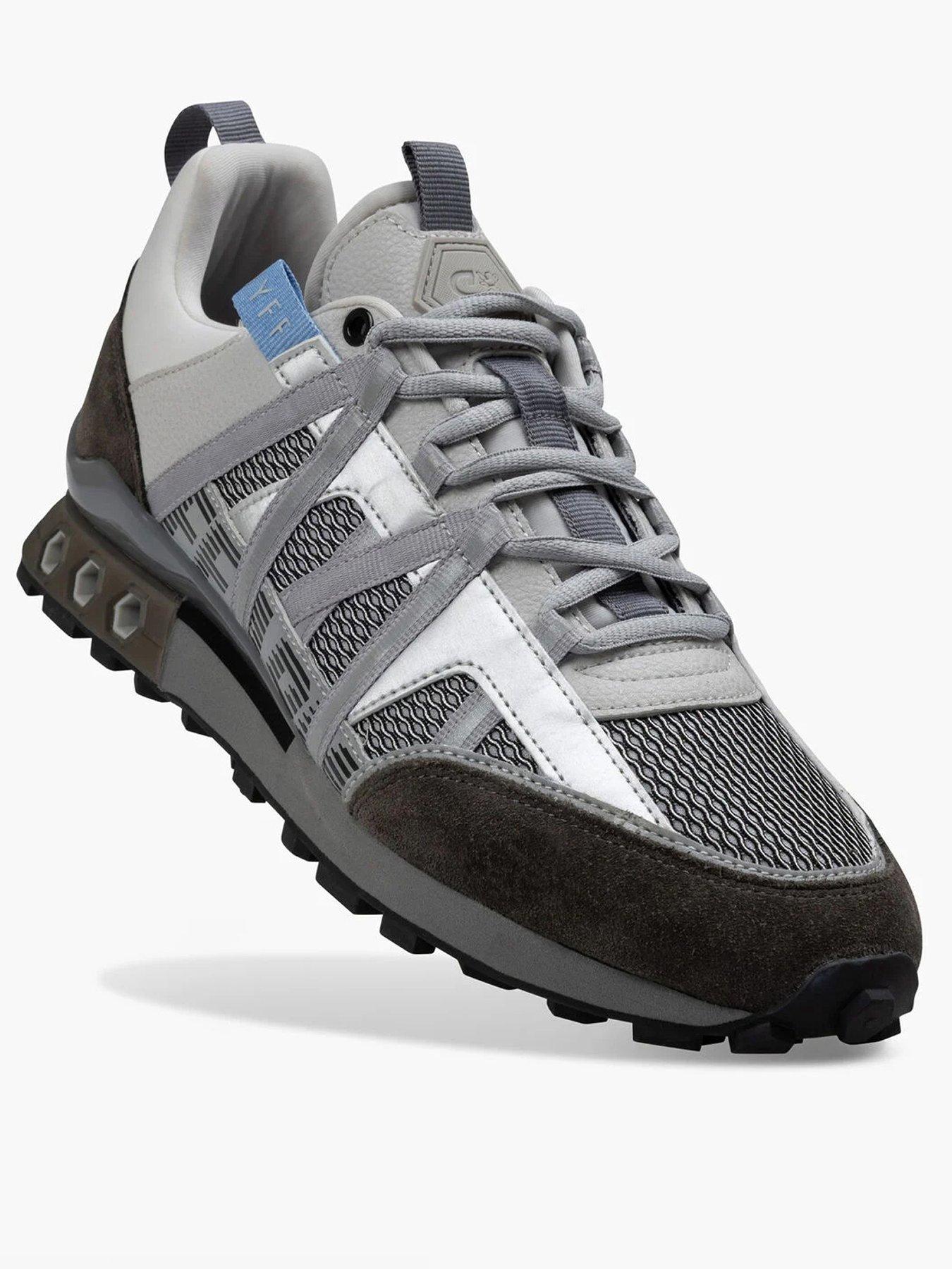 Image 2 of 5 of CRUYFF Fearia Futura Trainers - Light Grey