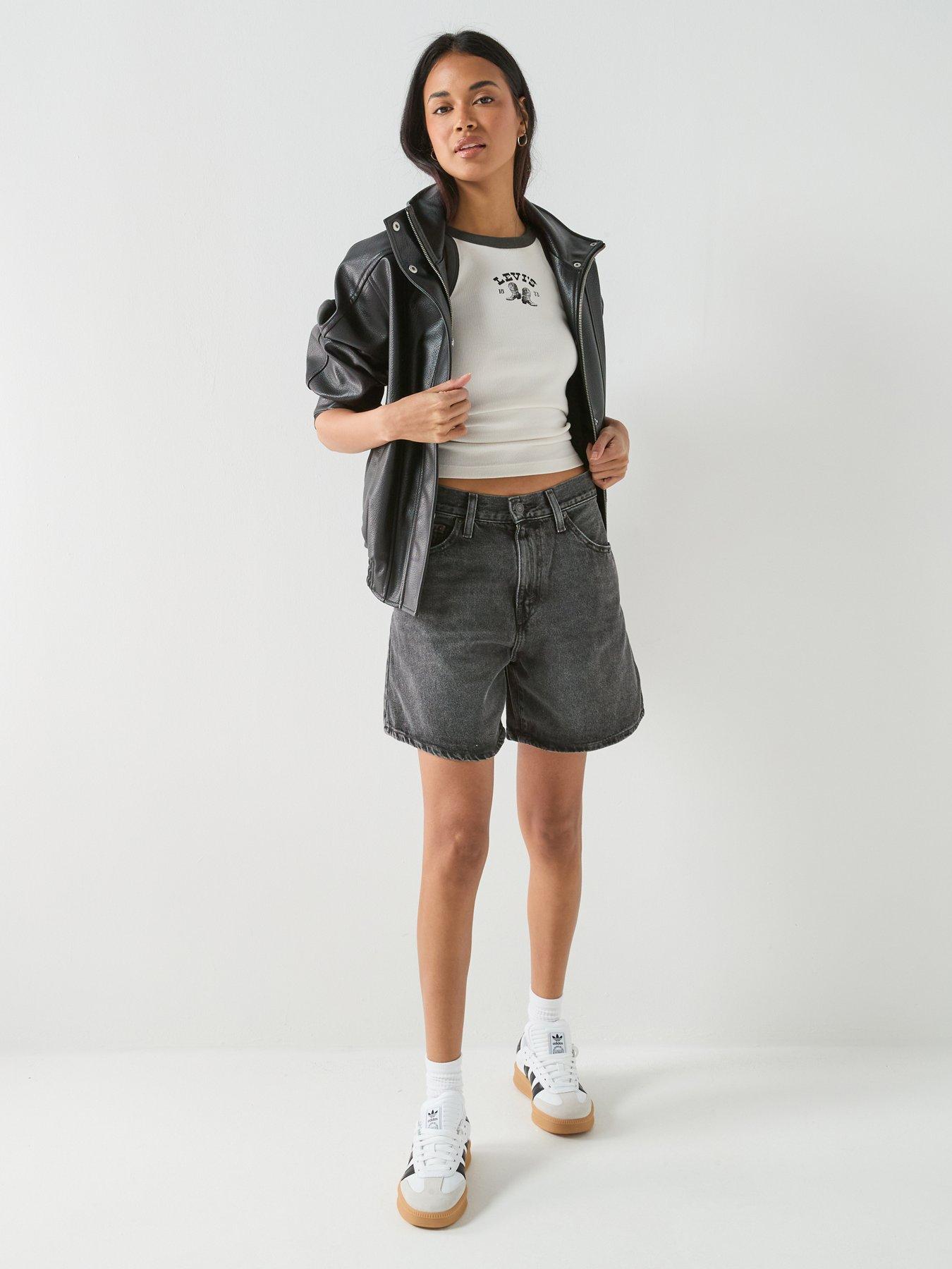Image 3 of 5 of Levi's Graphic Essential Racer Tank - Beige