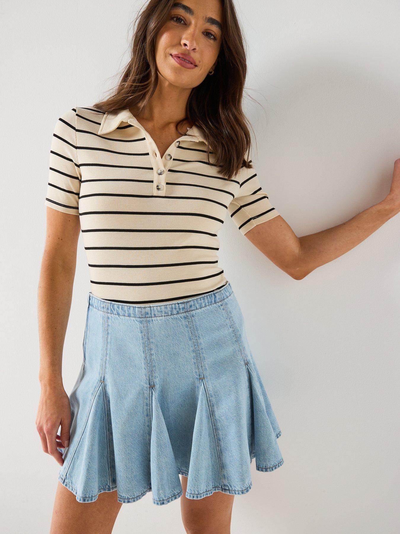 Image 4 of 6 of Levi's Godet Mini Skirt