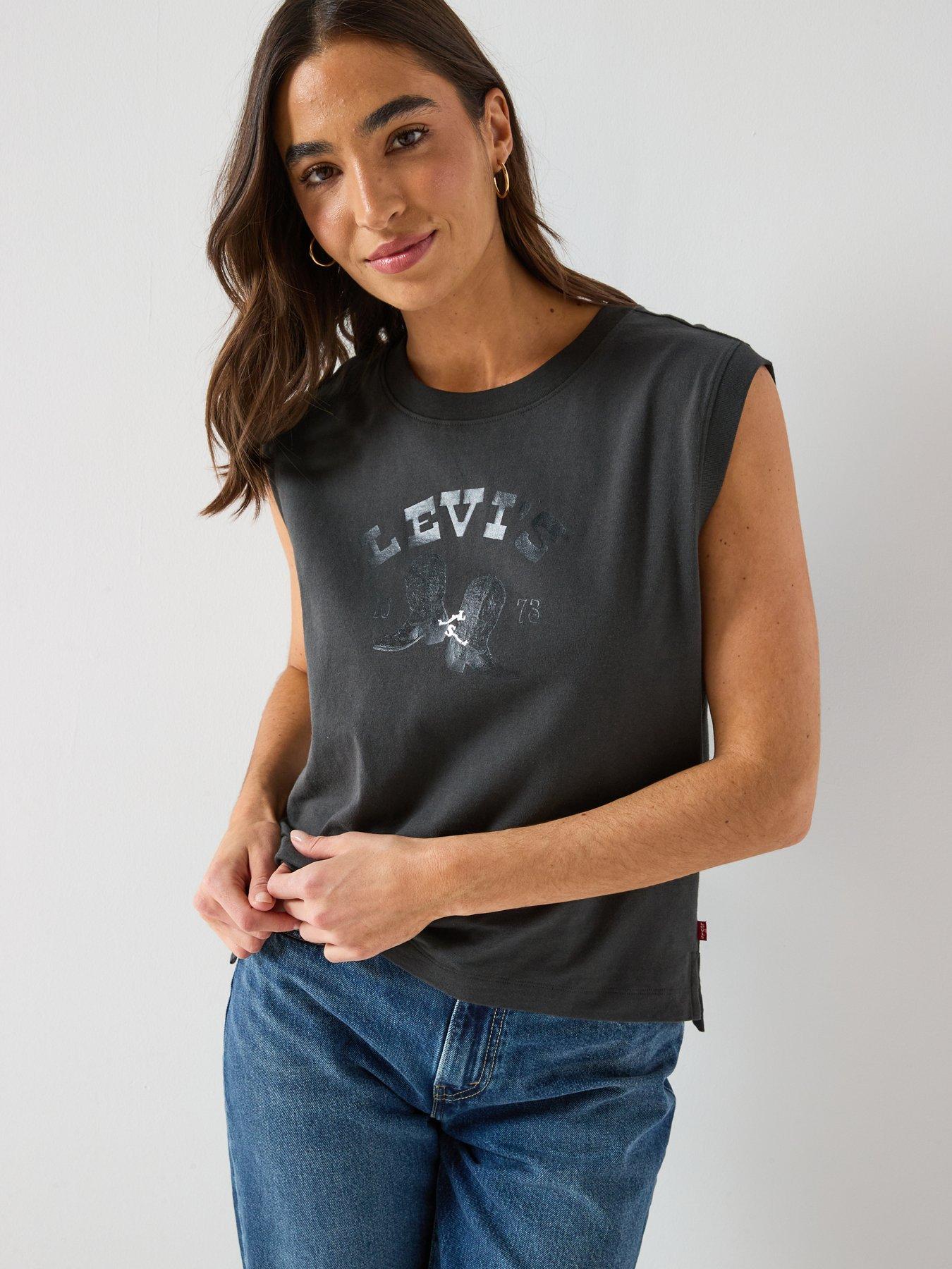 Image 4 of 6 of Levi's Boxy Tank Top - Black