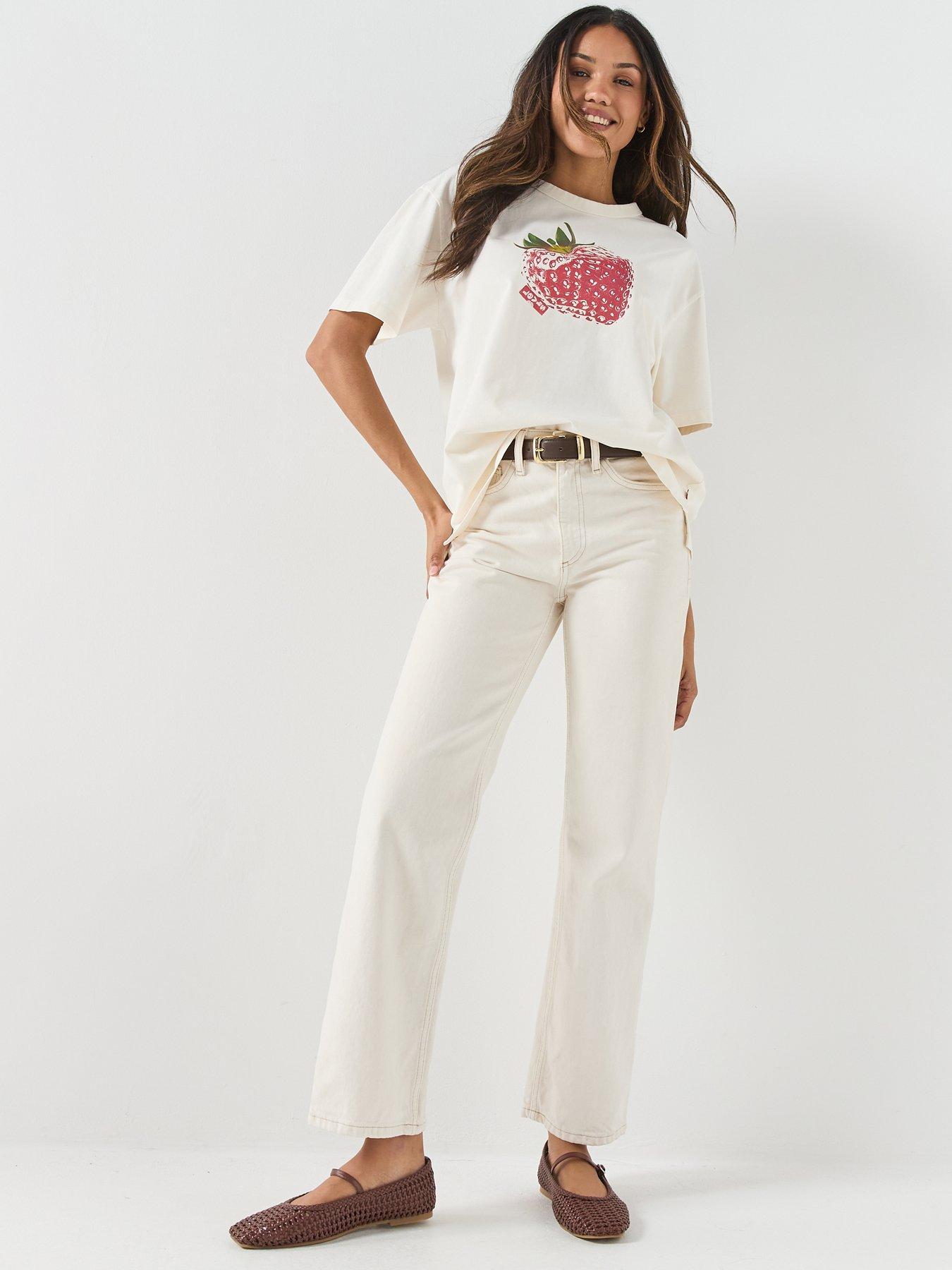 Image 3 of 5 of Levi's Tabor Tee - Beige