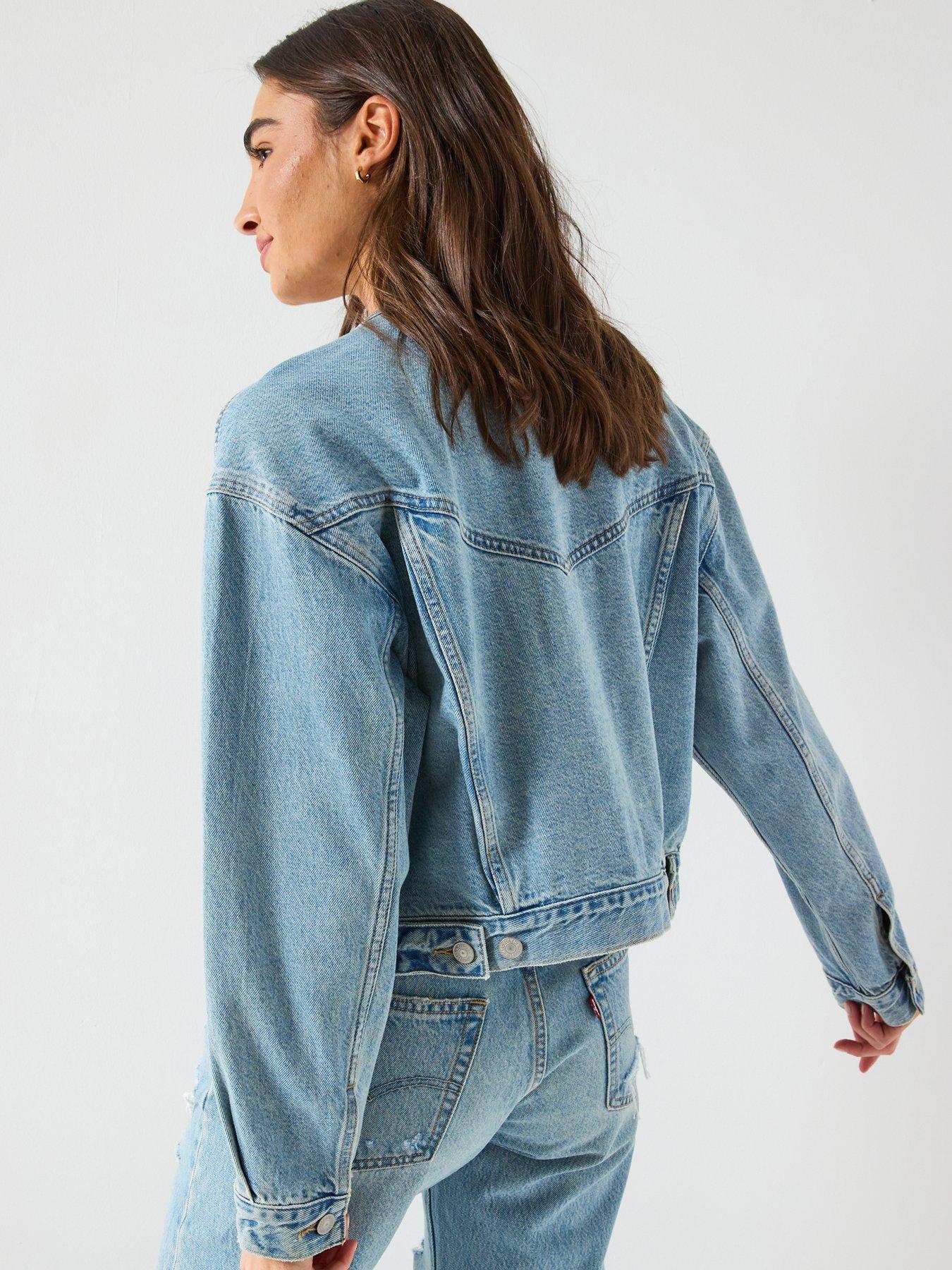 Image 2 of 6 of Levi's Collarless Shrunken 90s Trucker Jacket - Blue