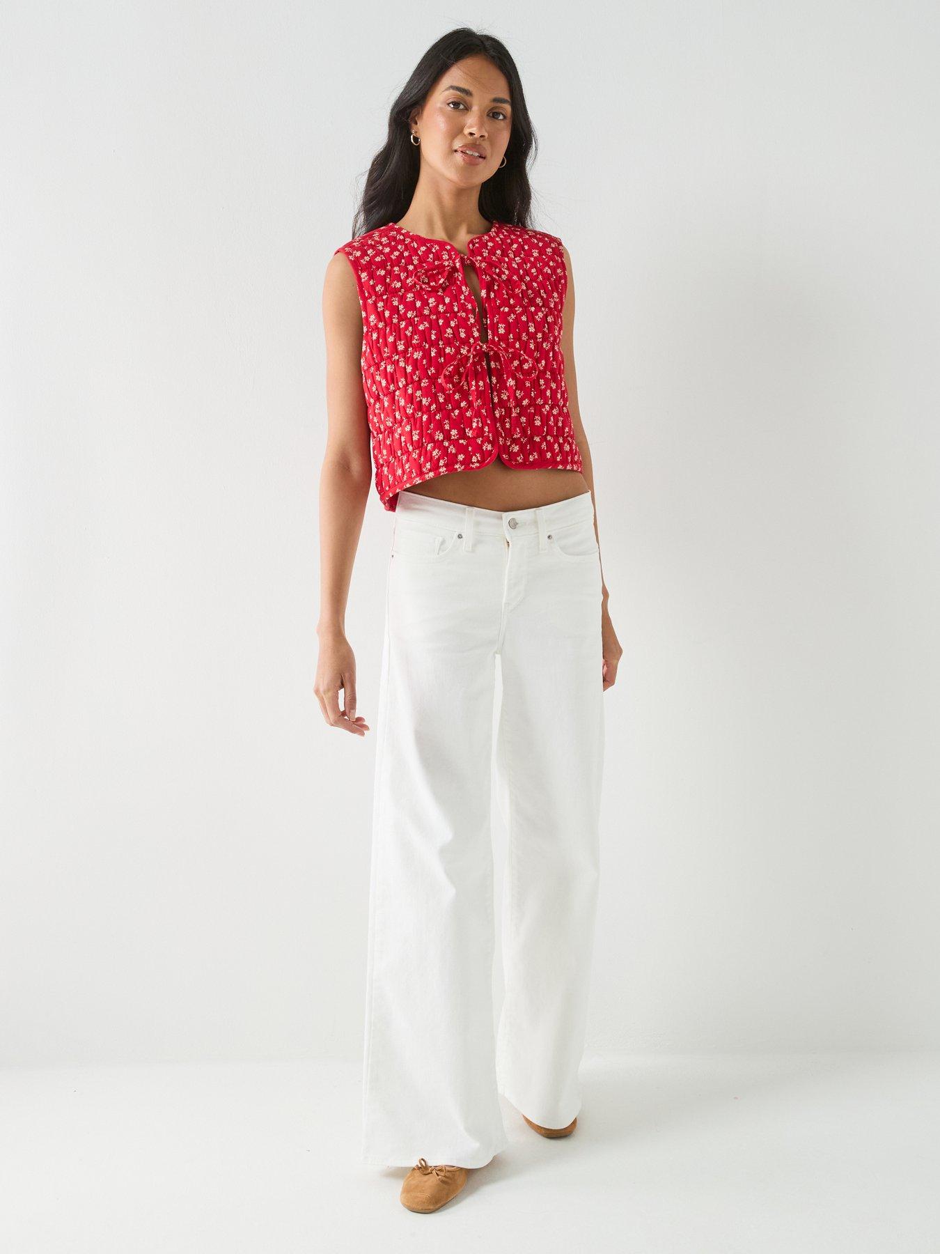  image of levis-rue-liner-vest-red