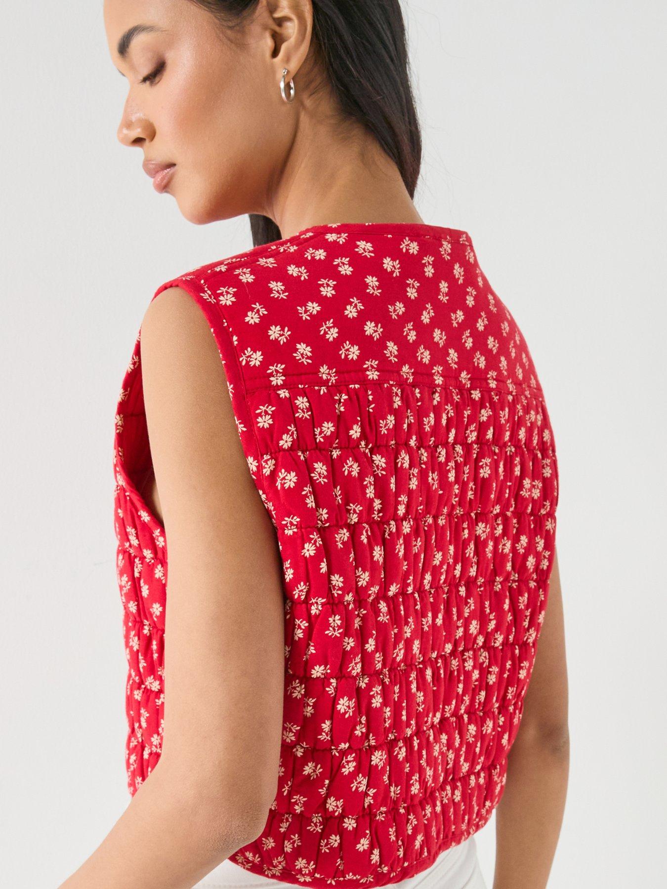  image of levis-rue-liner-vest-red