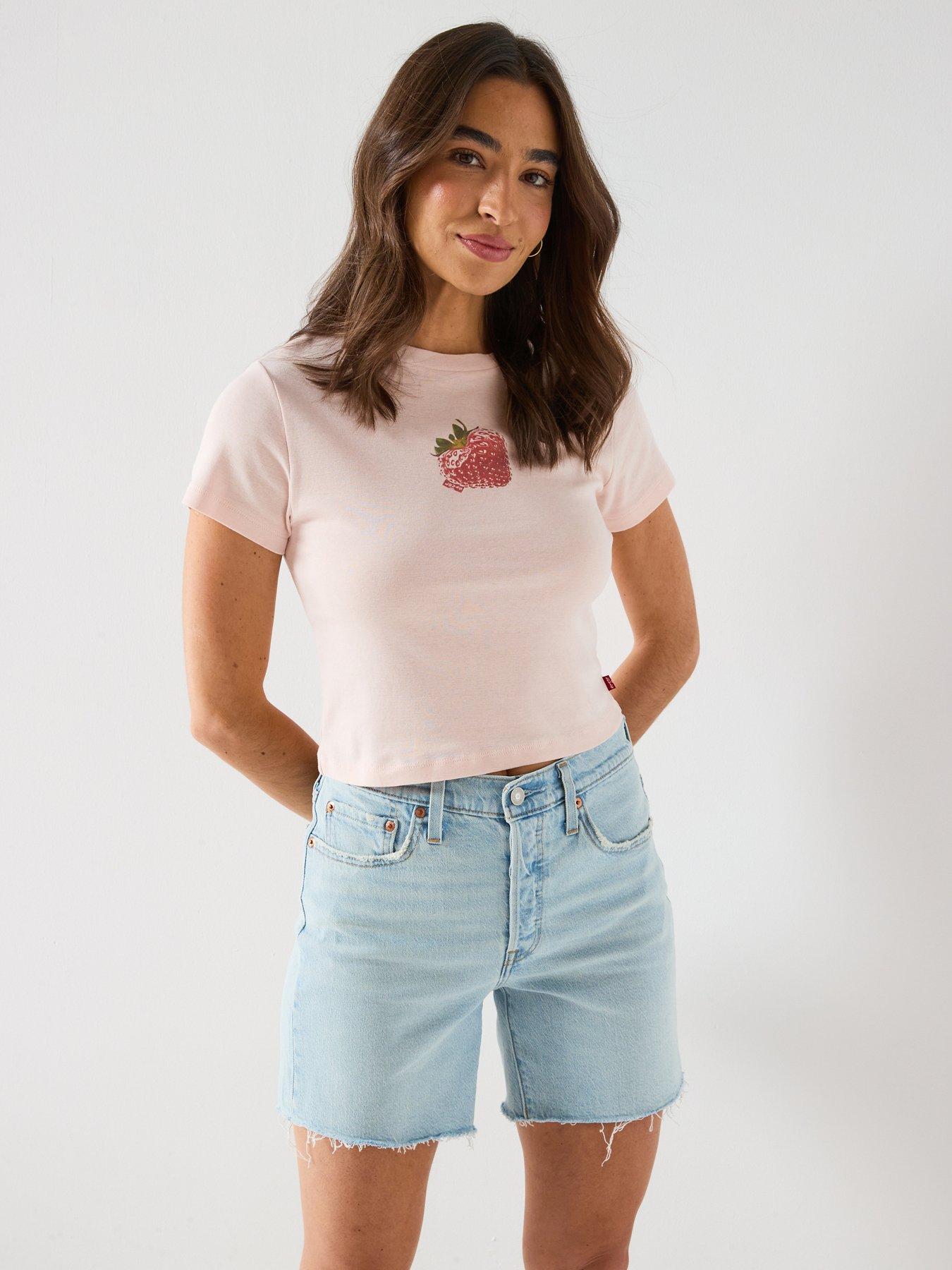 Levi's Essential Sporty T-Shirt with Strawberry Logo - Pink