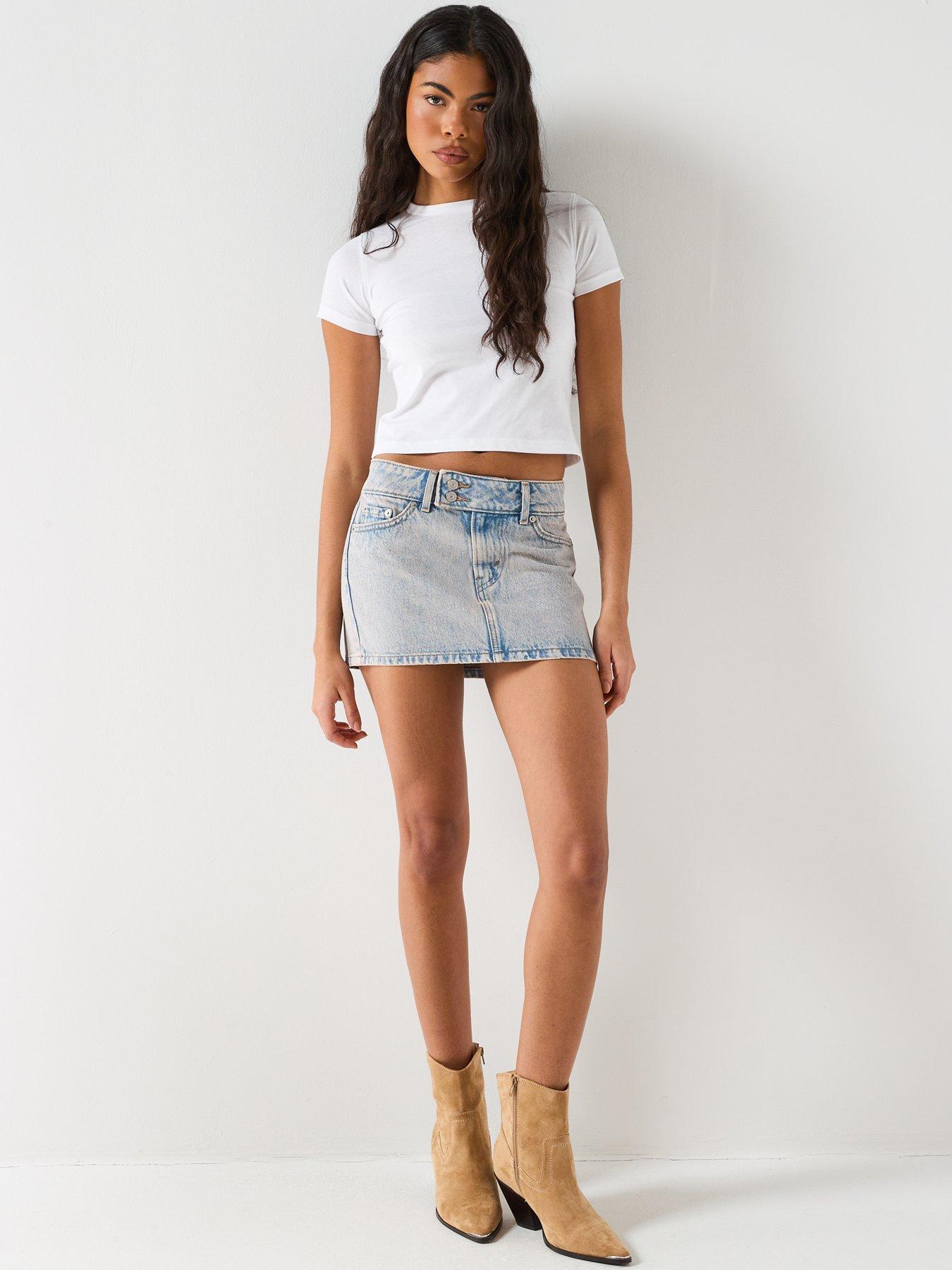  image of levis-superlow-mini-skirt-pink