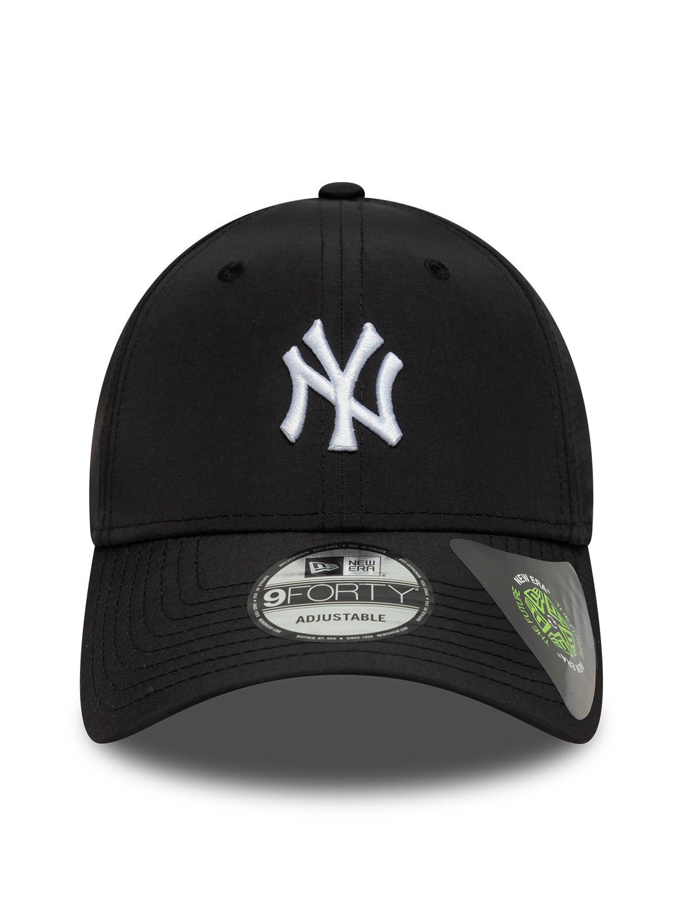 Image 3 of 5 of New Era MLB Midi 9Forty New York Yankees Baseball Cap - Black