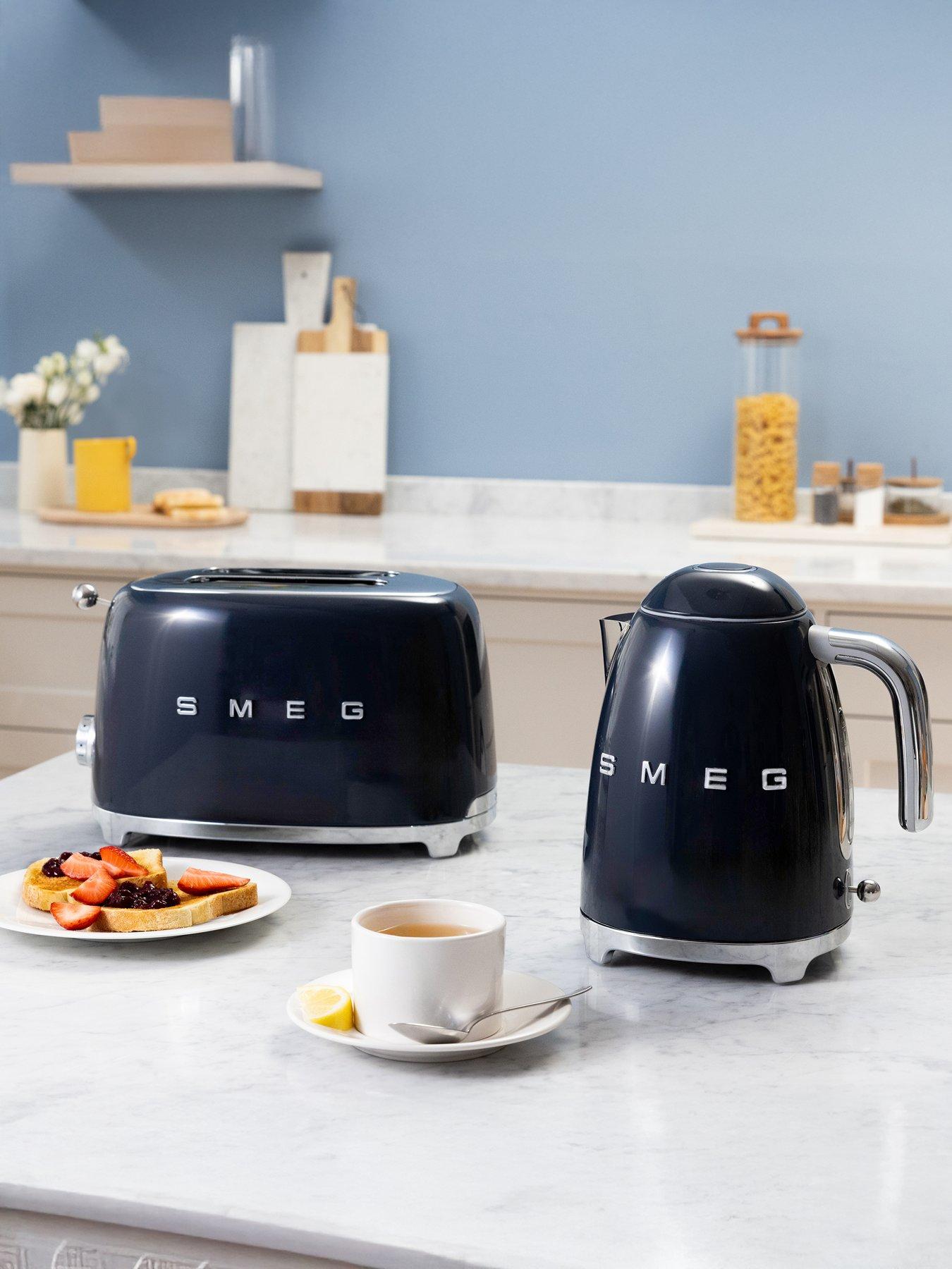 Image 6 of 7 of Smeg Kettle and 2 Slice Toaster, Navy