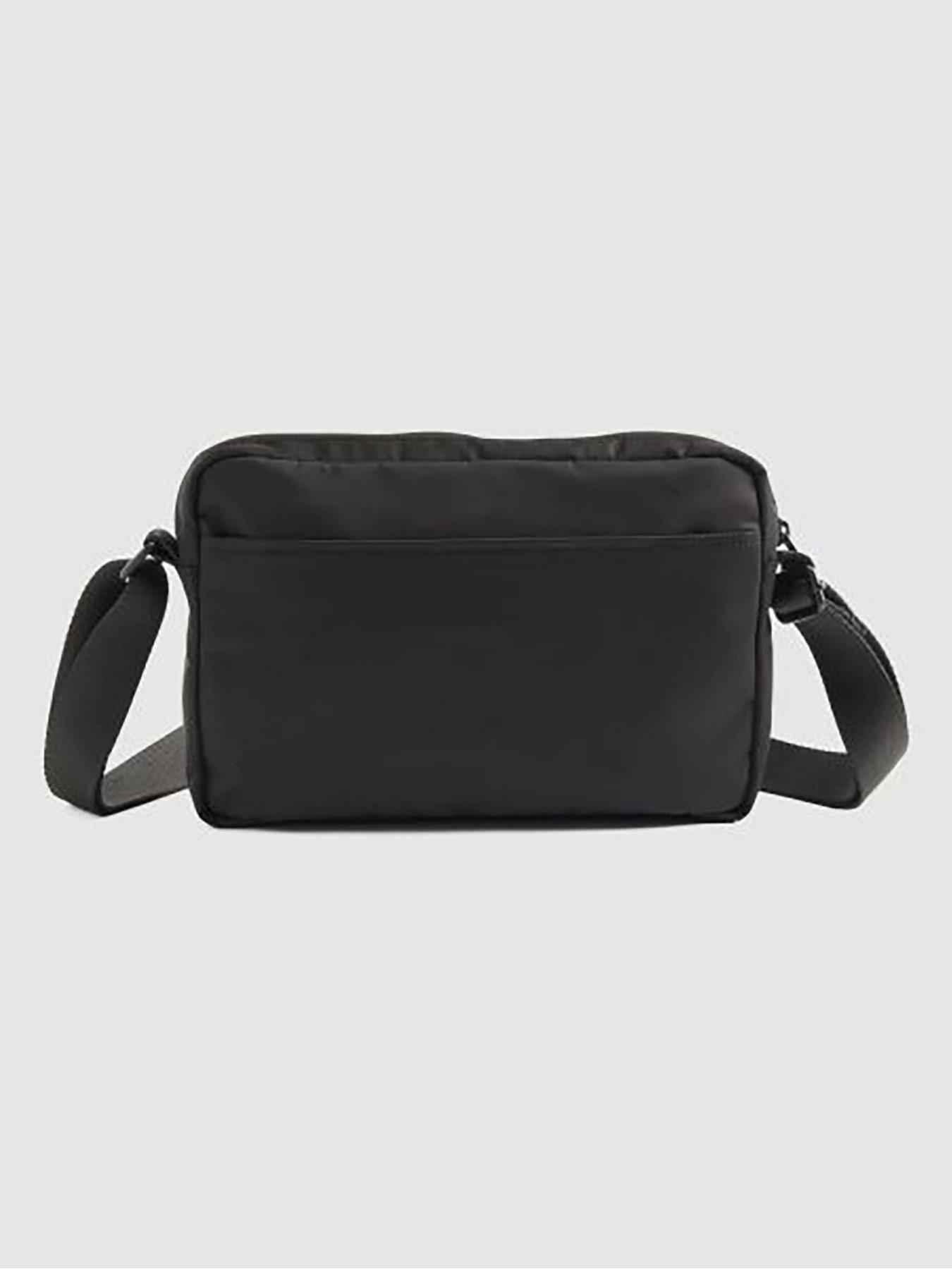 Image 3 of 5 of Levi's Mission Bay Crossbody Bag - One Colour