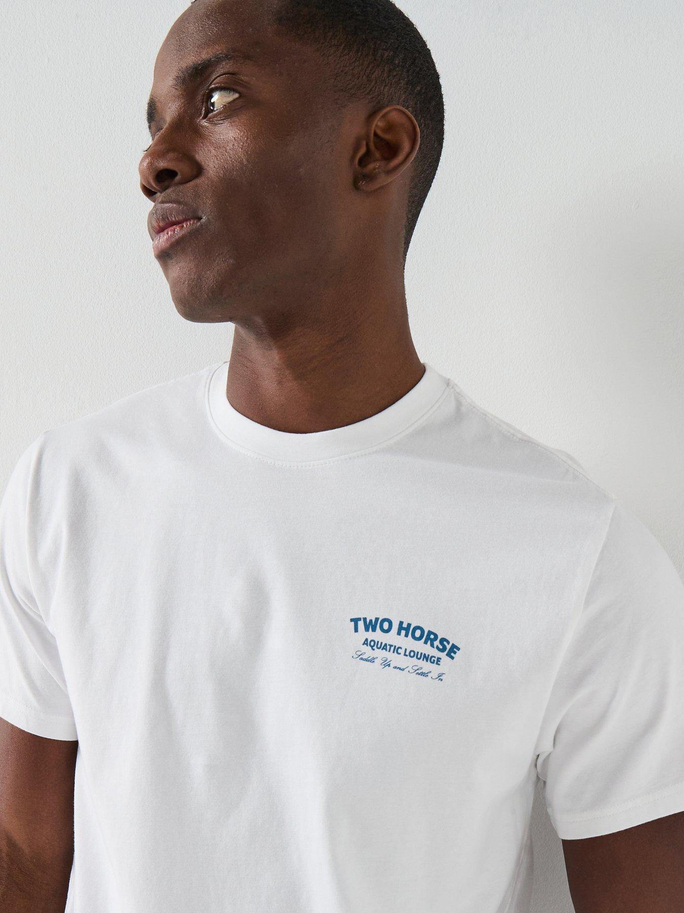 Image 4 of 6 of Levi's Pool Back Graphic Relaxed Fit T-Shirt - White