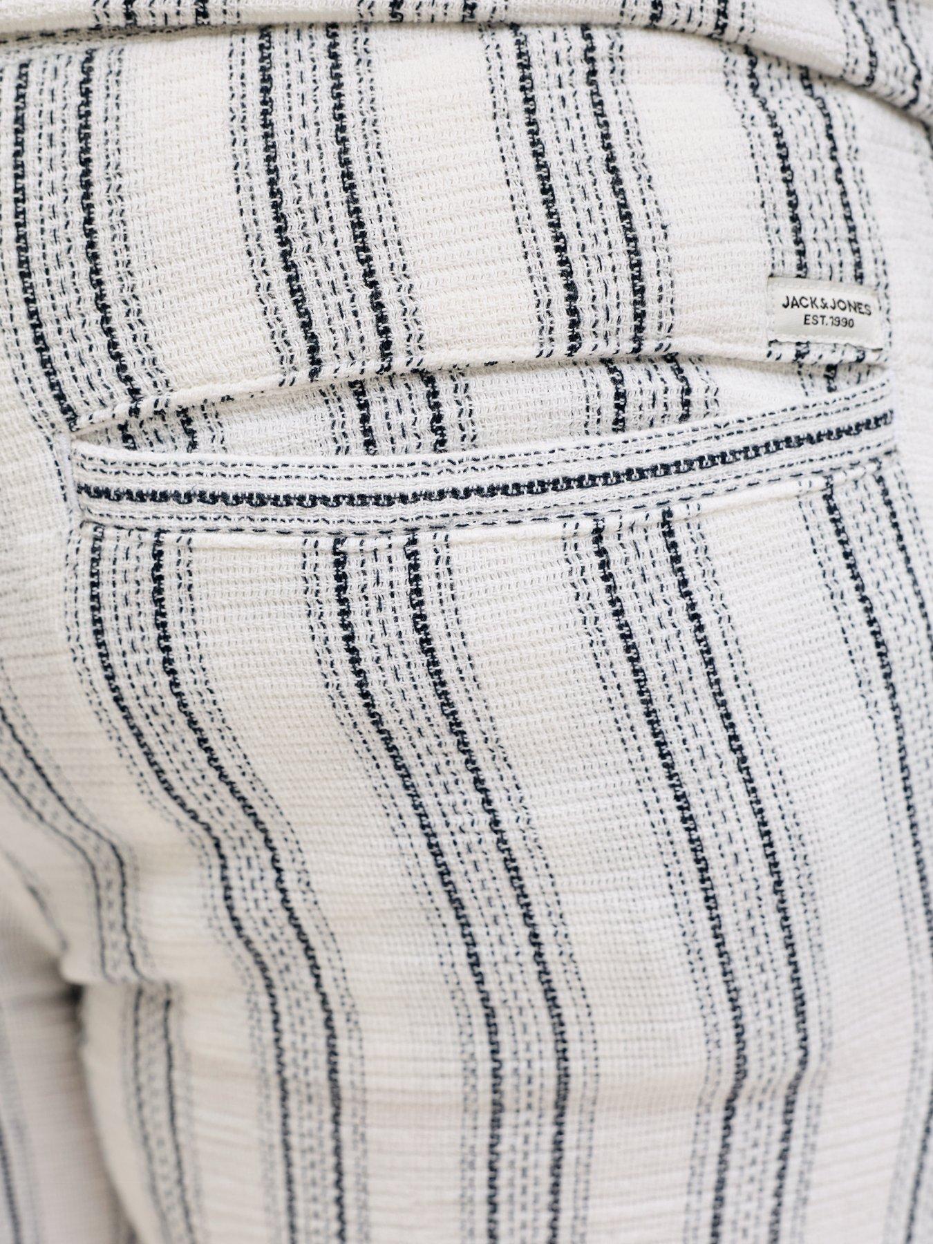 Image 6 of 7 of Jack & Jones Plus Jaiden Coba Stripe Jogger Shorts - White